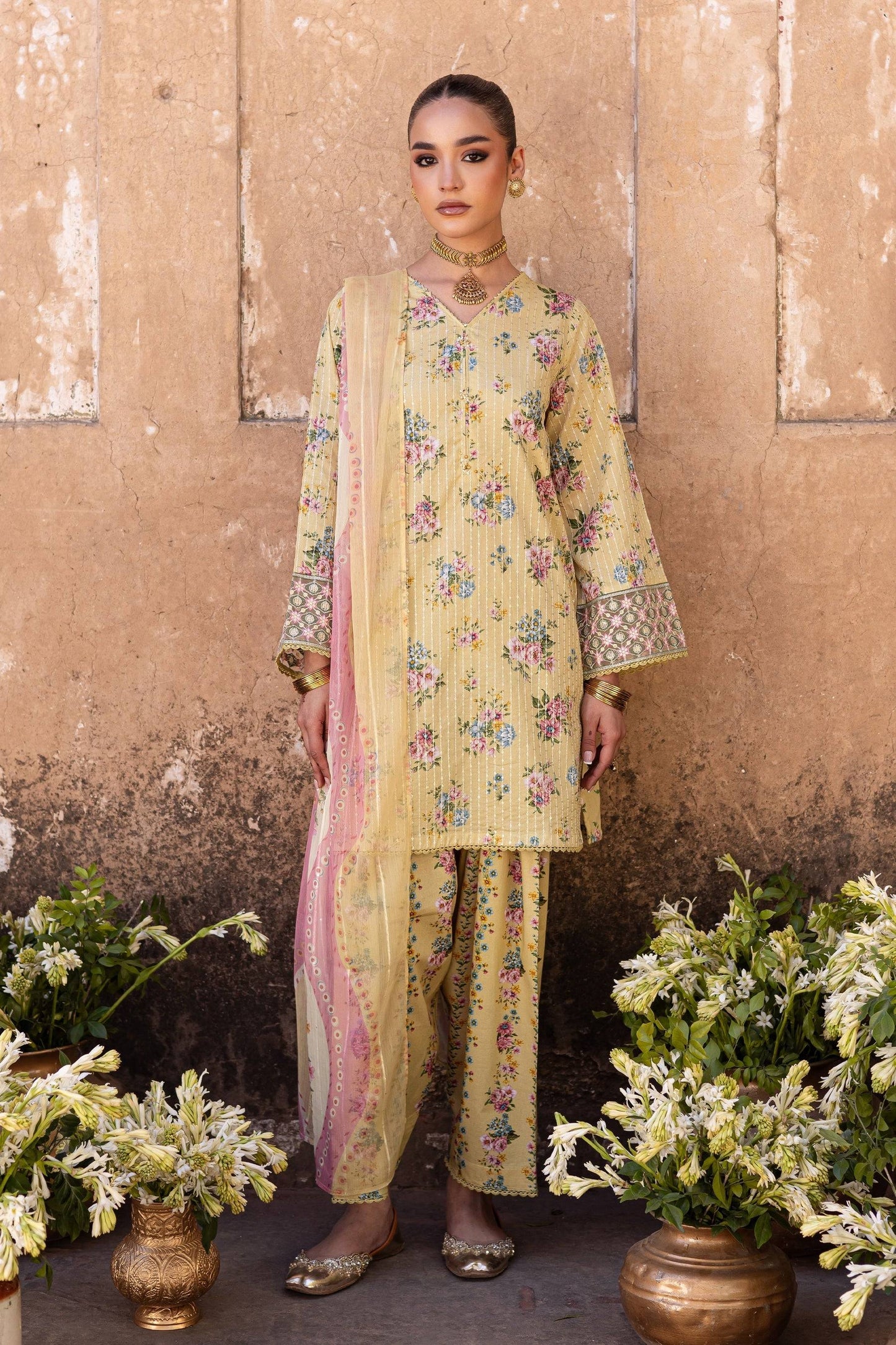 Batik | Chargbagh | Pikachu by Maria Faisal - Registered Vendor of : Batik - type : Ladies Clothes - 100% original wedding dresses