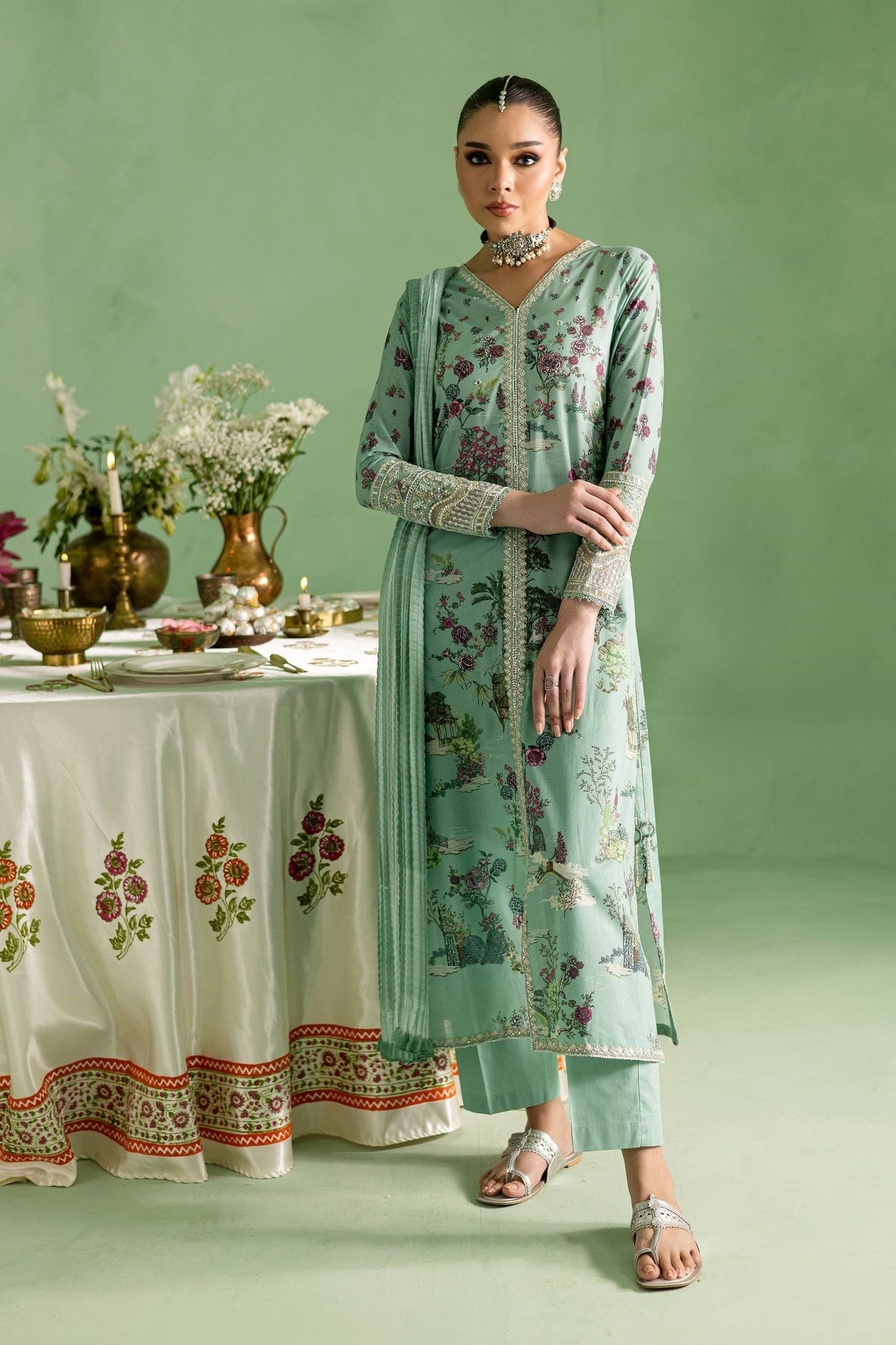 Batik | Chargbagh | Crepe by Maria Faisal - Registered Vendor of : Batik - type : Ladies Clothes - 100% original wedding dresses