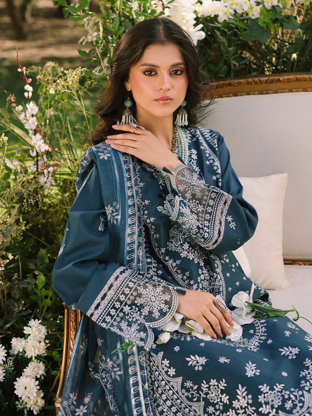 Mahnur | Dahlia Luxury Lawn 25 | Bella by Maria Faisal - Registered Vendor of : Mahnur - type : Ladies Clothes - 100% original wedding dresses