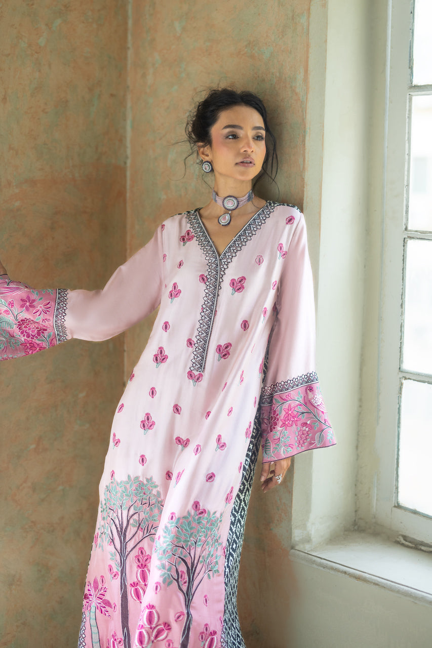 Zainab Chottani | Summer Edition 26 | Blush Serenade Kaftan - Formal Dress - available at Maria Faisal in UK and USA.