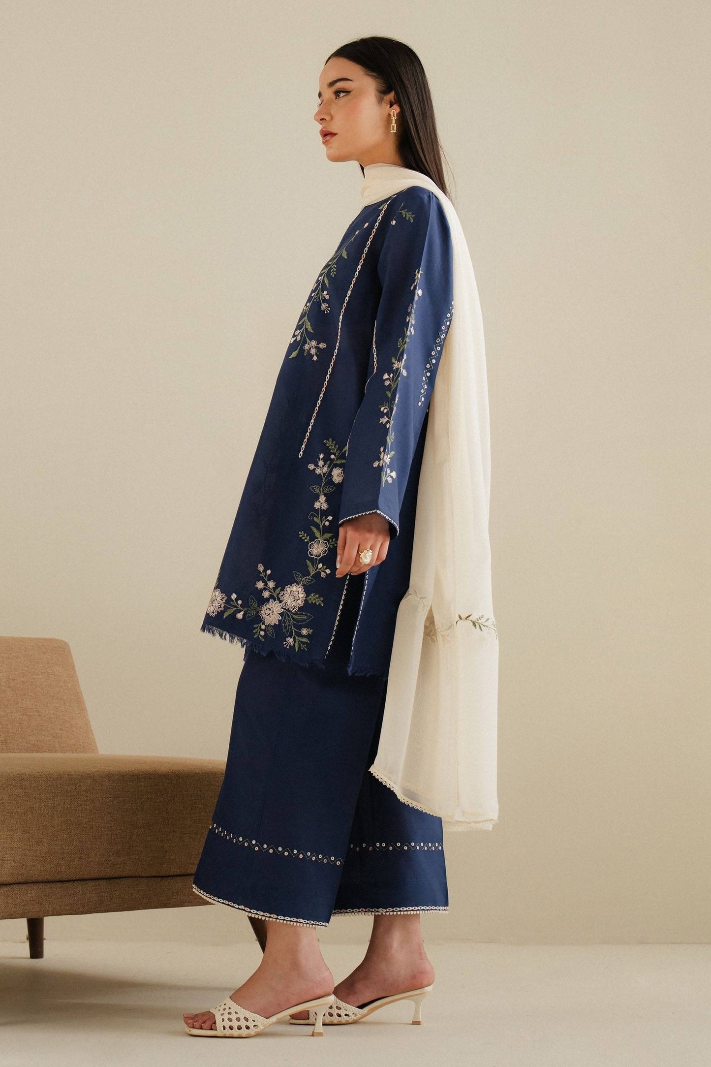 Zara Shahjahan | Eid Pret 25 | CR25P0107 by Maria Faisal - Registered Vendor of : Zara Shahjahan - type : Ladies Clothes - 100% original wedding dresses