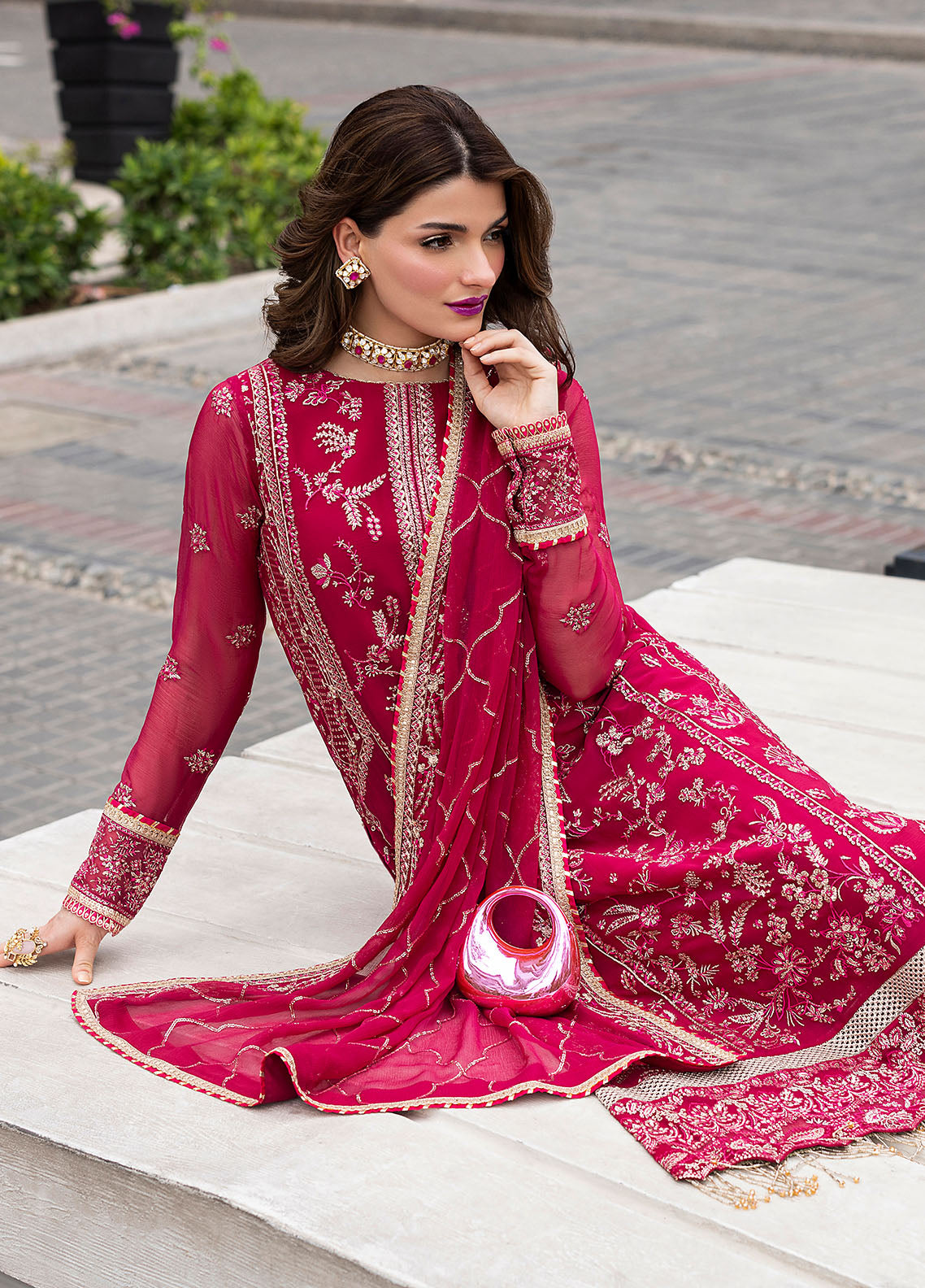 Sahane | At First Glance | CT 25003 Dousee