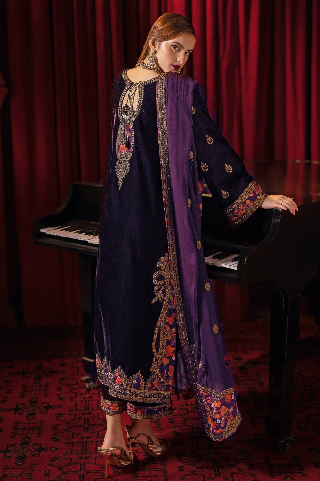 Charizma | Signora Velvet | Velvet CVT4-08 - Ladies Clothes - Maria Faisal