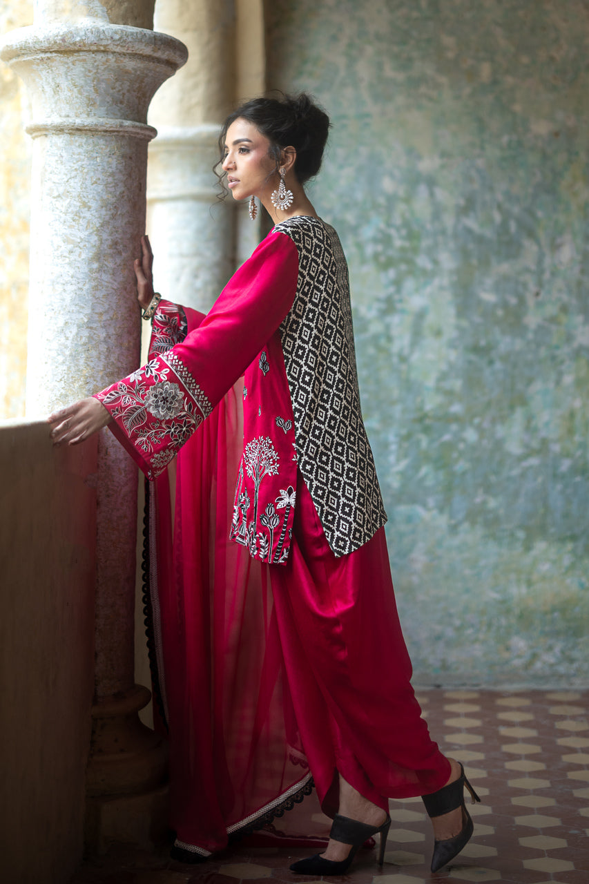 Zainab Chottani | Summer Edition 26 | Cielo - Formal Dress - available at Maria Faisal in UK and USA.