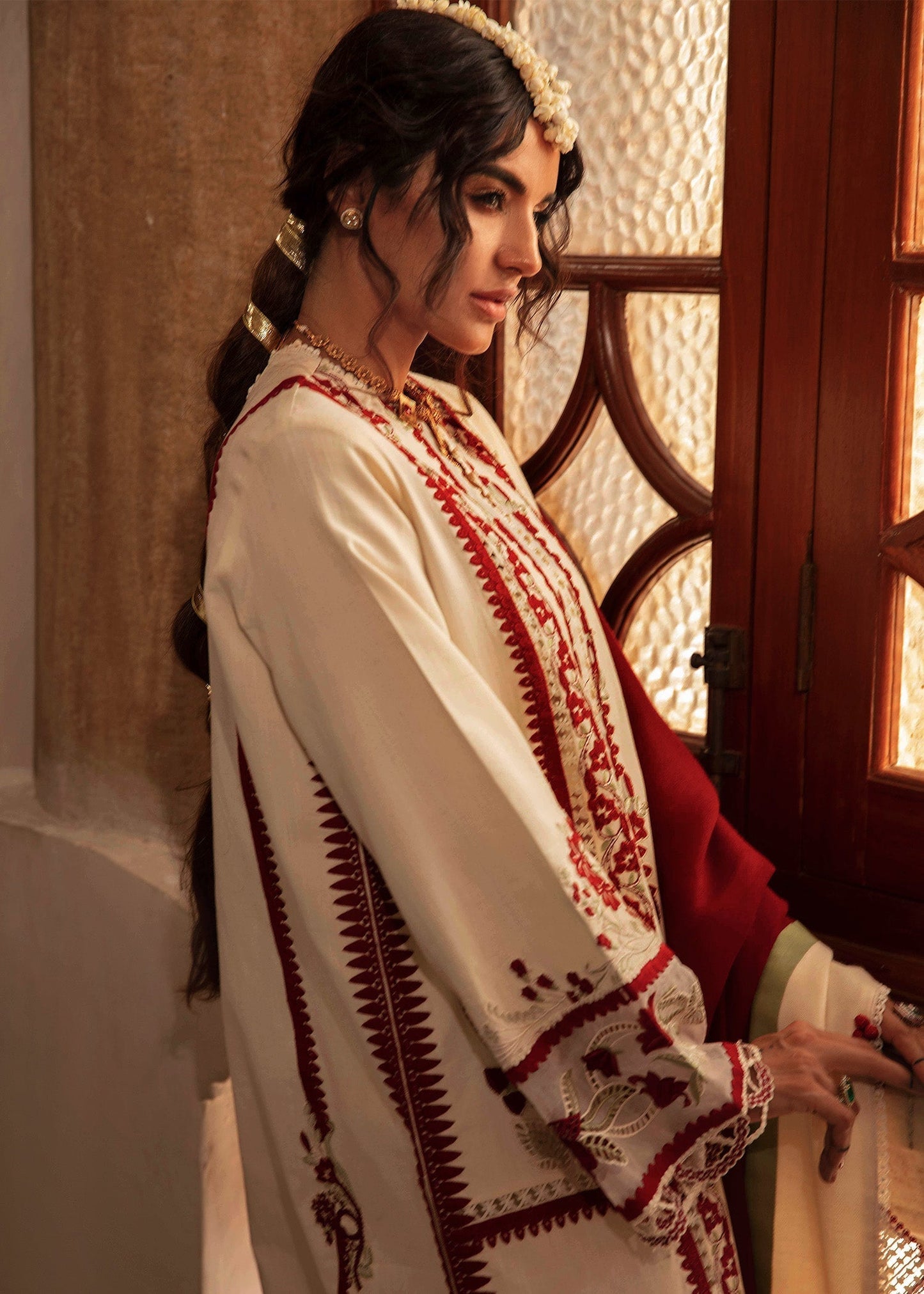 Crimson | Aaleen Winter 24 | Musafir - Ladies Clothes 