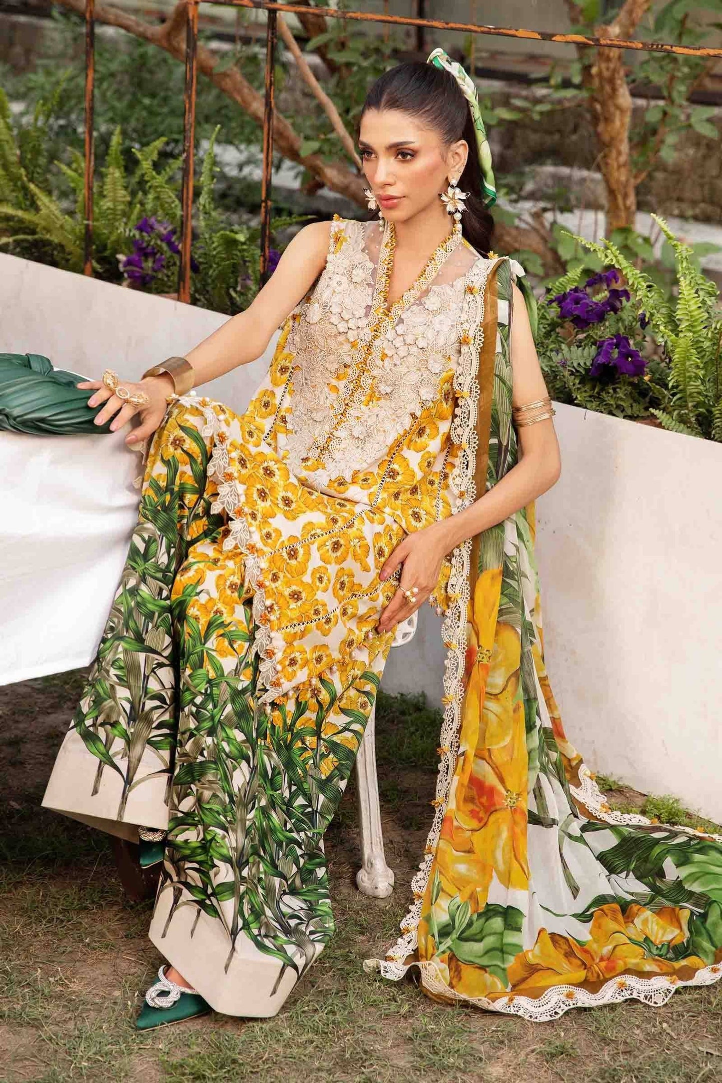 Maria B | M Prints Summer 25 | MPT-2606-A by Maria Faisal - Registered Vendor of : Maria B - type : Ladies Clothes - 100% original wedding dresses