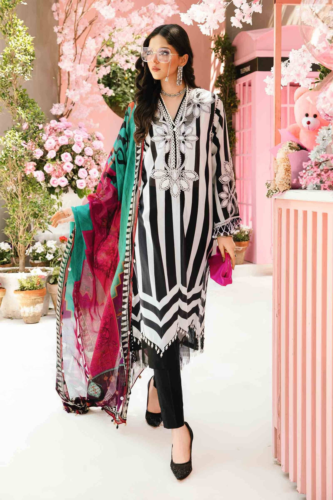 Maria B | M Prints Summer 25 | MPT-2609-B by Maria Faisal - Registered Vendor of : Maria B - type : Ladies Clothes - 100% original wedding dresses