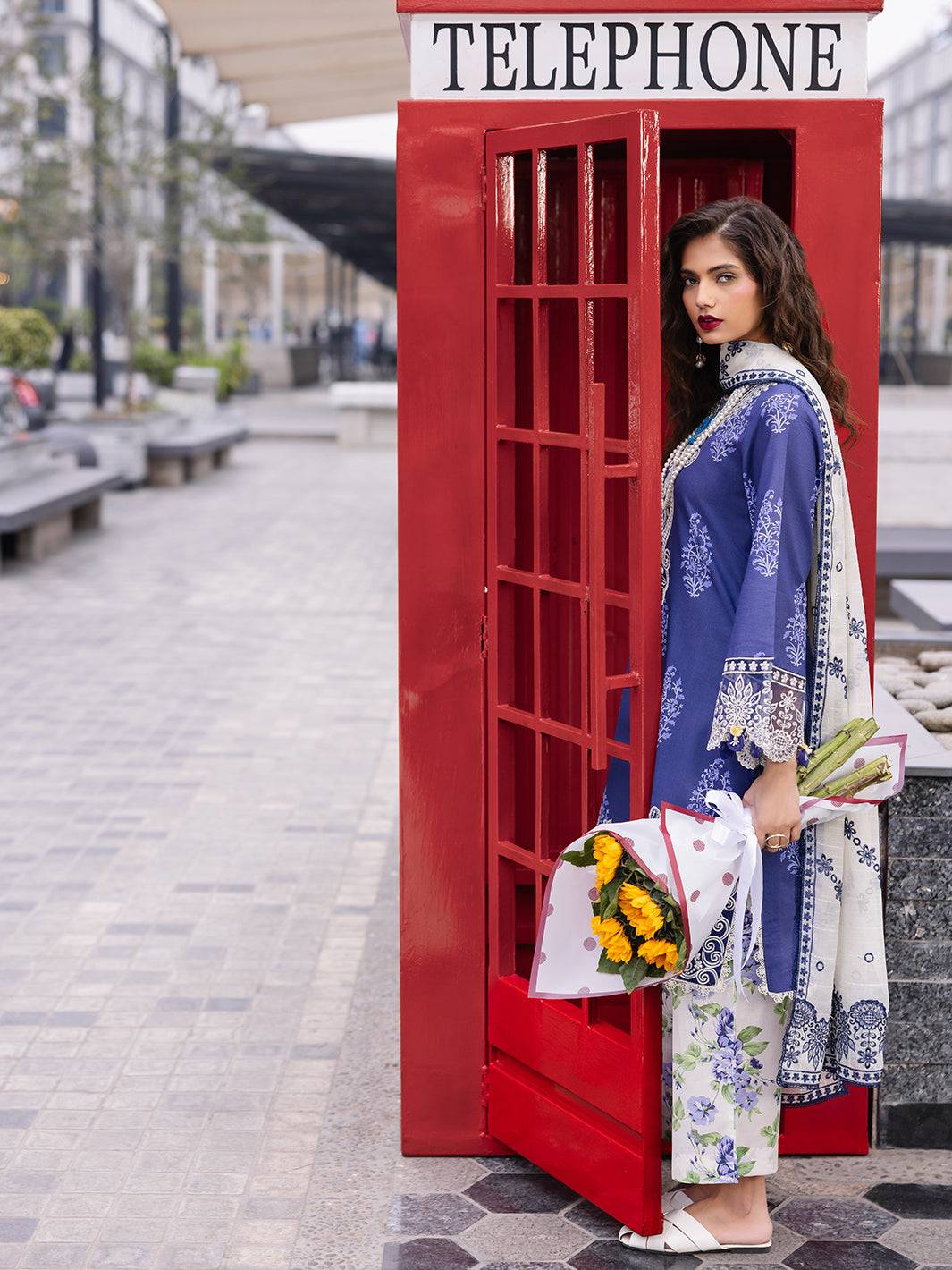 Mahnur | Broadway Luxury Lawn 25 | Tulip by Maria Faisal - Registered Vendor of : Mahnur - type : Ladies Clothes - 100% original wedding dresses