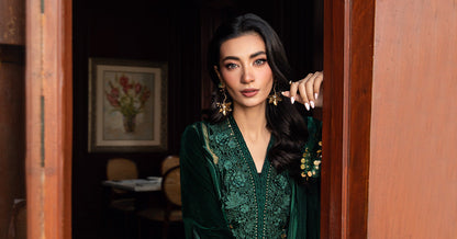 Maria B | Winter Luxe 24 | Velvet DL-1212 - Ladies Clothes - Maria Faisal