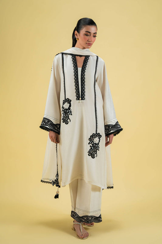 Ammara Khan | Sia 25 | D-13 by Maria Faisal - Registered Vendor of : Ammara Khan - type : Ladies Clothes - 100% original wedding dresses