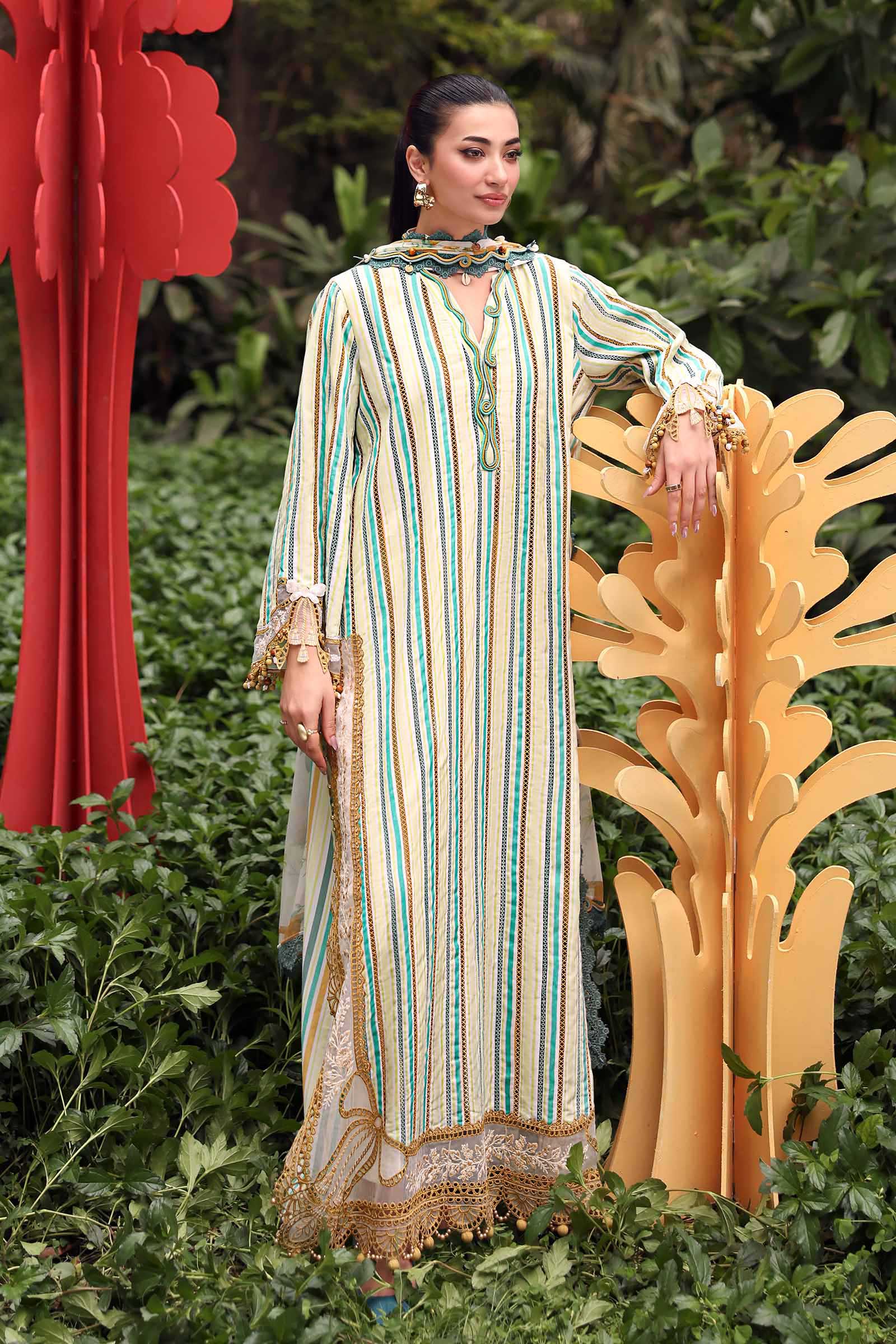 Maria B | M Prints 26 | MPT-3002-B - Luxury Dress - available at Maria Faisal in UK and USA.