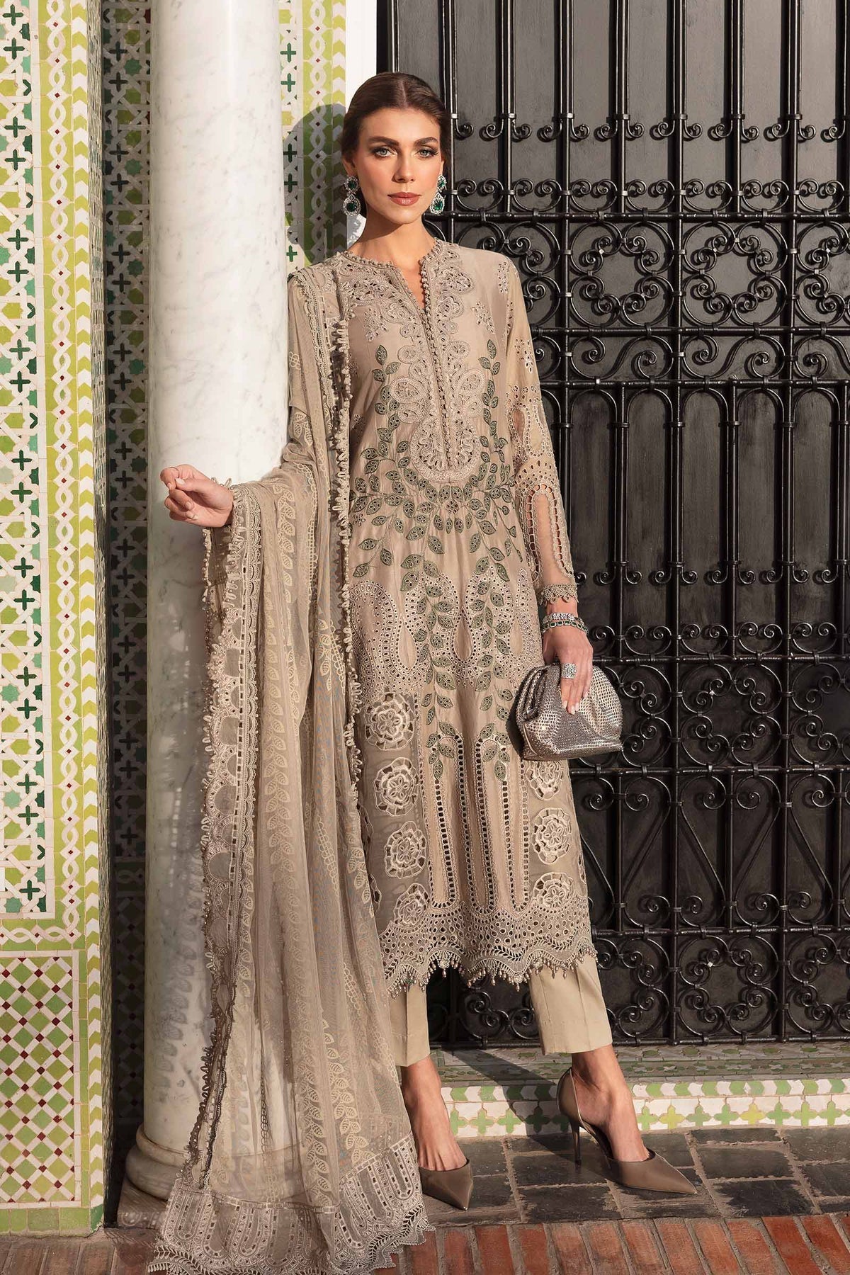 Maria B | Luxury Lawn 25 | D-2503-A by Maria Faisal - Registered Vendor of : Maria B - type : Ladies Clothes - 100% original wedding dresses