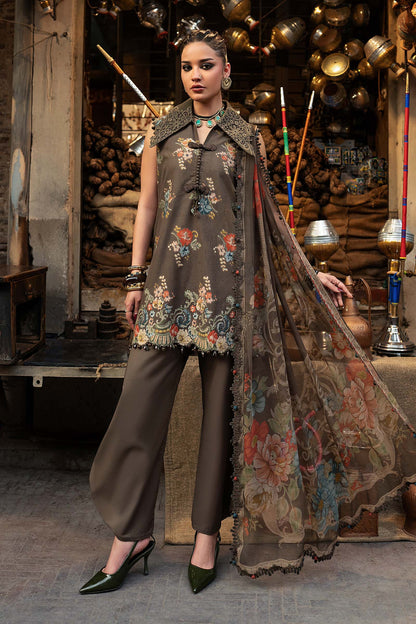 Maria B | M Prints Winter Fall 2026 | MPT-3103-B - Luxury Dress - available at Maria Faisal in UK and USA.