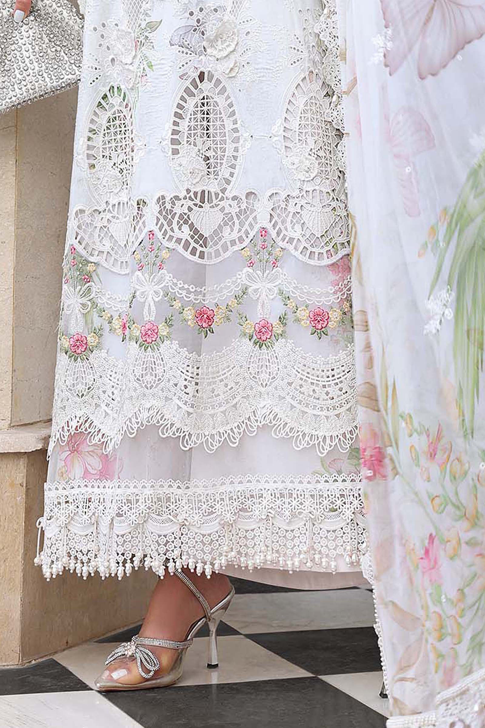Maria B | Luxury Lawn 26 | EL-26-03 - Luxury Dress - available at Maria Faisal in UK and USA.