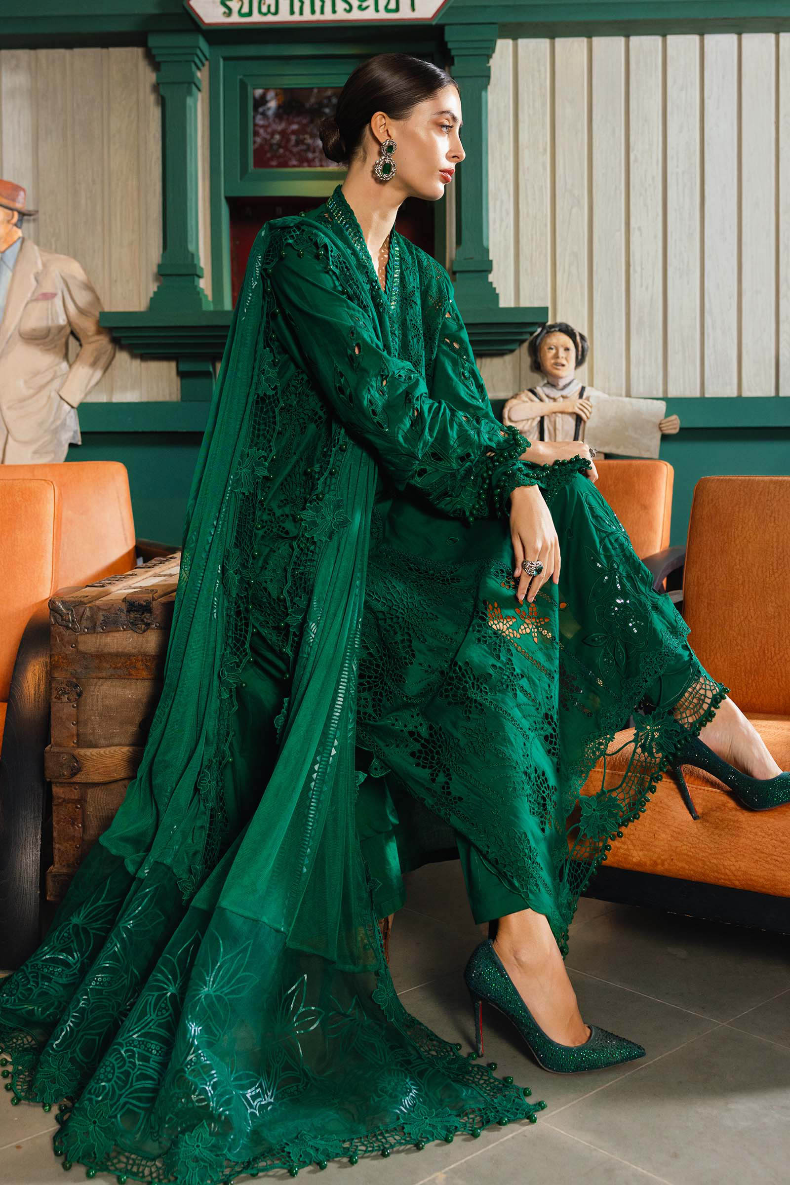 Maria B | luxury Lawn 26 | EL-26-04 - Luxury Dress - available at Maria Faisal in UK and USA.