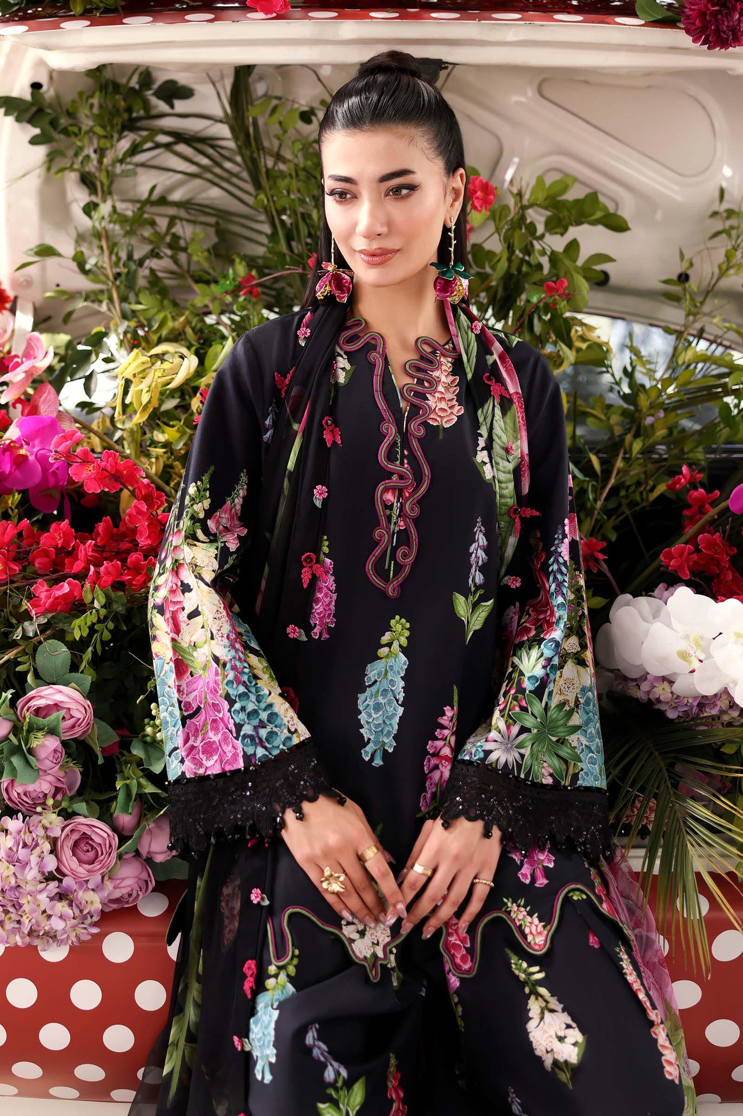Maria B | M Prints 26 | MPT-3005-B - Luxury Dress - available at Maria Faisal in UK and USA.