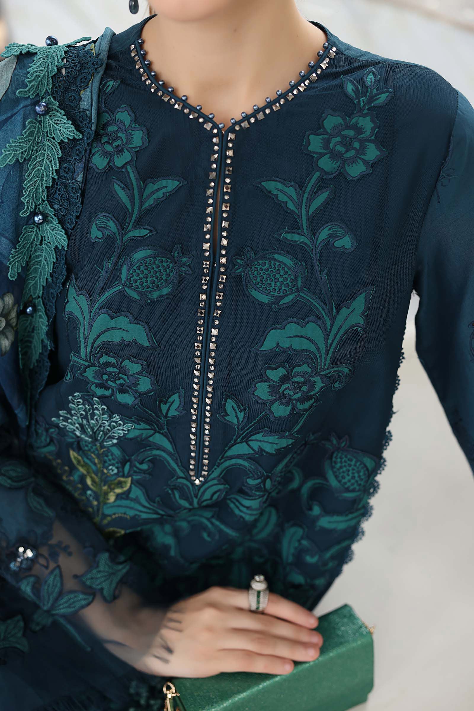 Maria B | luxury Lawn 26 | EL-26-06 - Luxury Dress - available at Maria Faisal in UK and USA.
