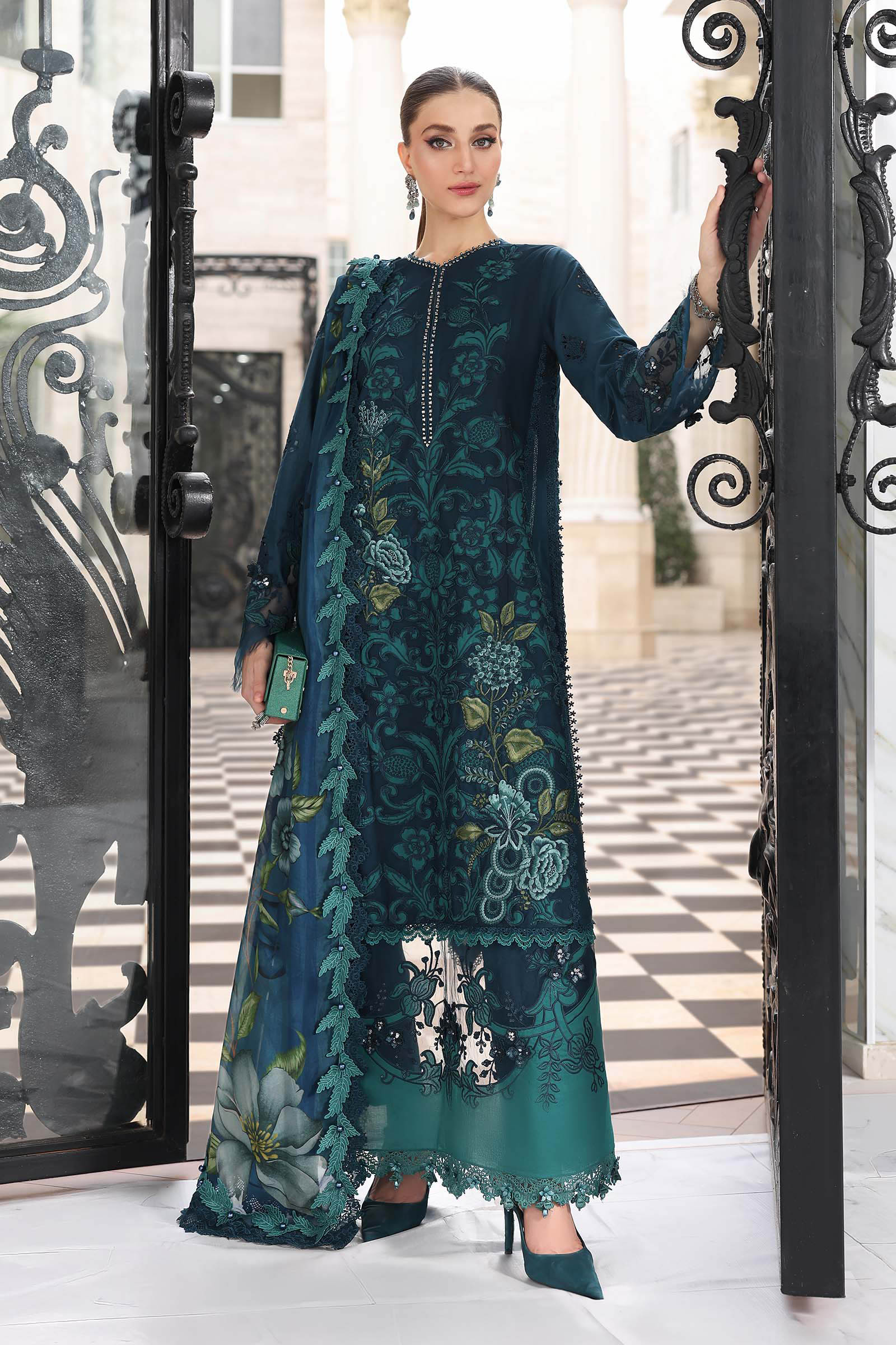 Maria B | luxury Lawn 26 | EL-26-06 - Luxury Dress - available at Maria Faisal in UK and USA.