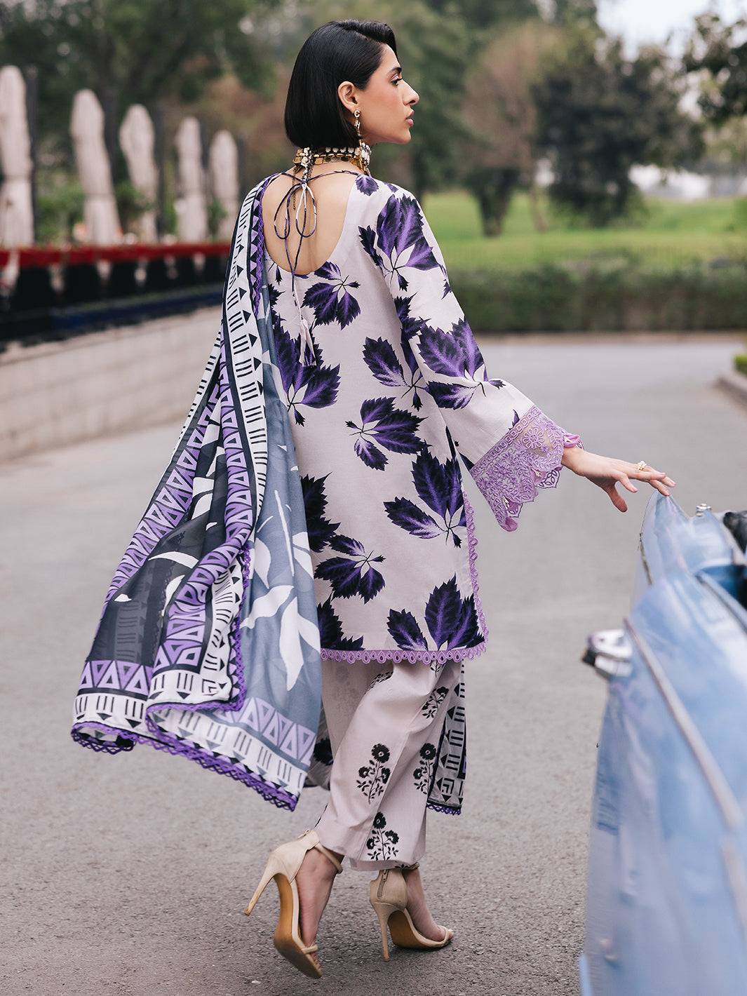 Mahnur | Broadway Luxury Lawn 25 | Lilac by Maria Faisal - Registered Vendor of : Mahnur - type : Ladies Clothes - 100% original wedding dresses