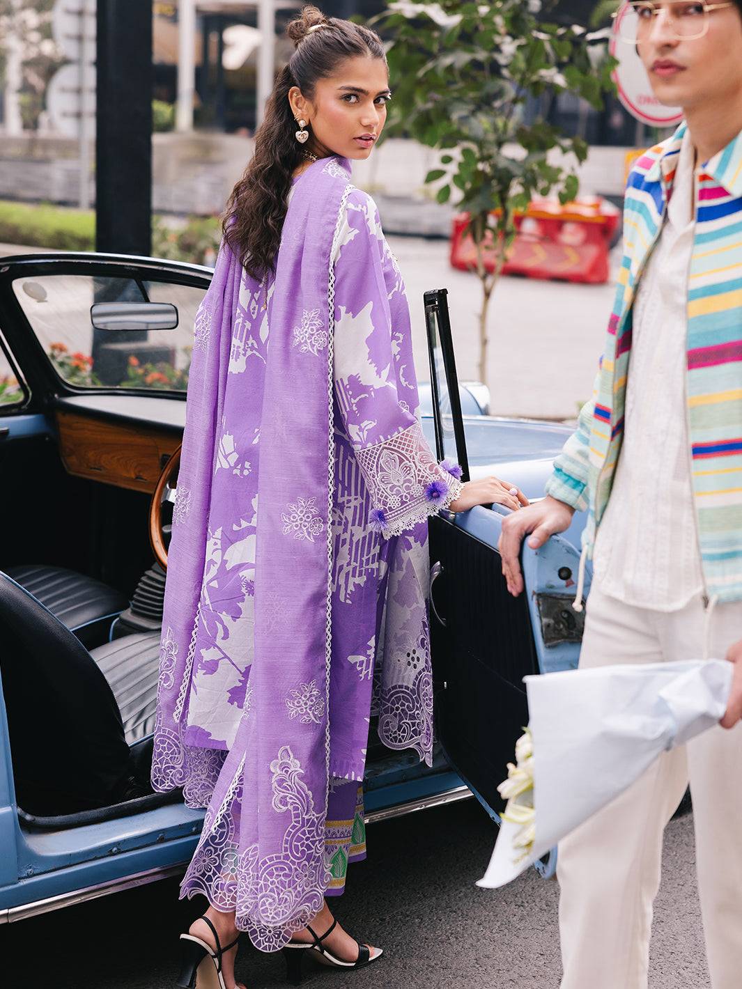 Mahnur | Broadway Luxury Lawn 25 | Viola by Maria Faisal - Registered Vendor of : Mahnur - type : Ladies Clothes - 100% original wedding dresses