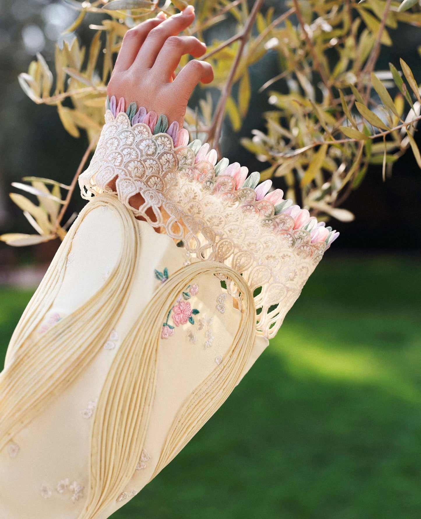 Republic Womenswear | Reine Luxury Lawn 26 | Lumi - Dress - available at Maria Faisal in UK and USA.