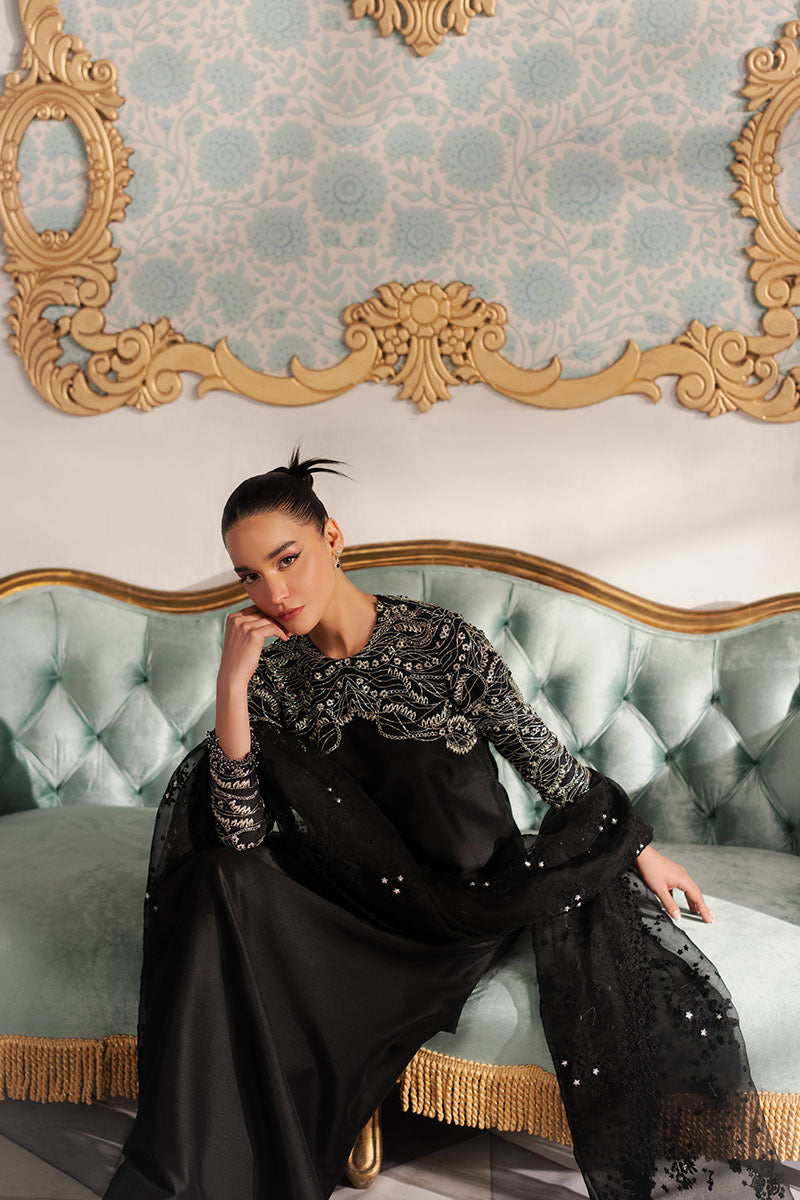 Khakaa | Gaia 25 | Noirish - Ladies Clothes - Maria Faisal