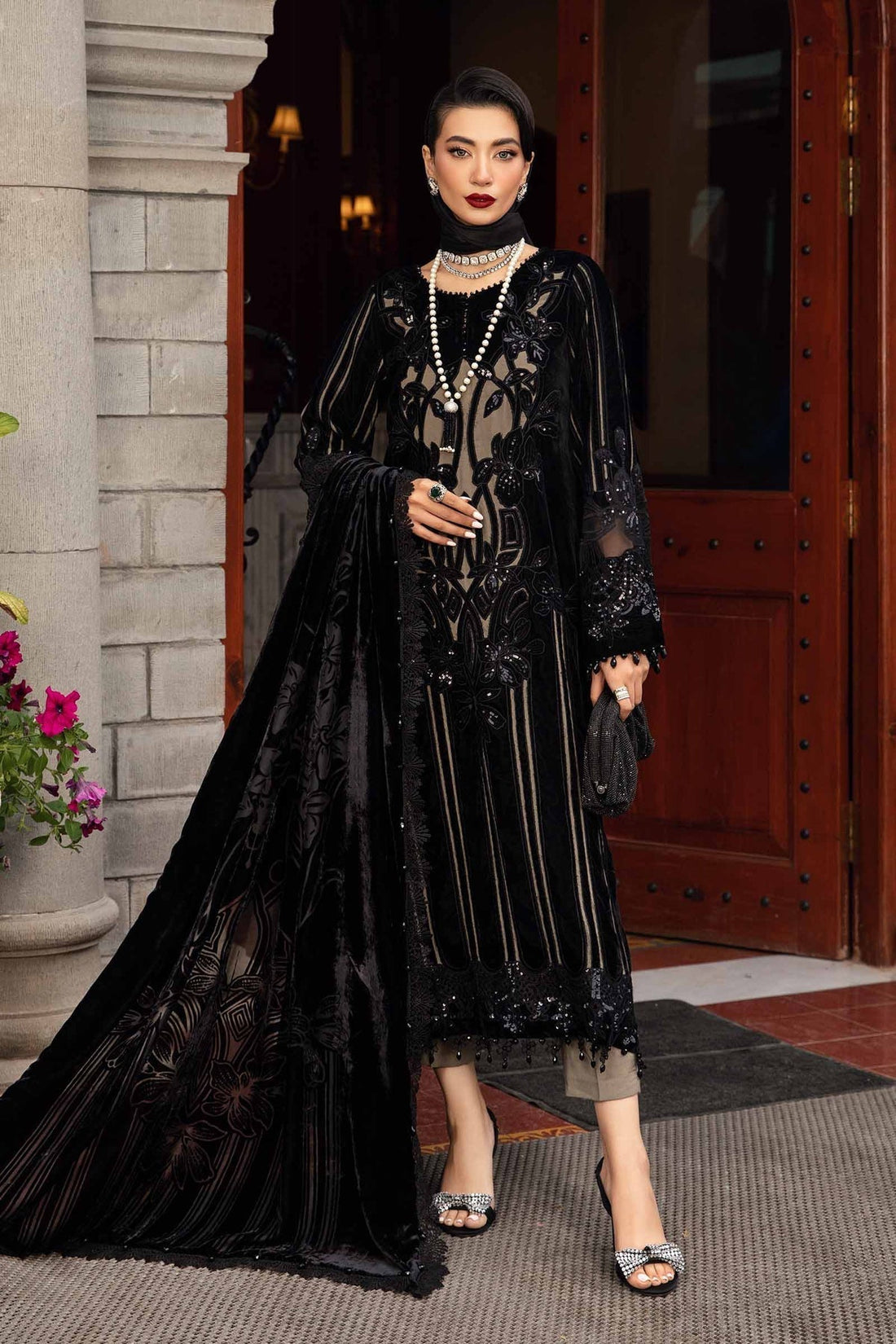 Maria B | Winter Luxe 24 | Velvet DL-1205 - Ladies Clothes - Maria Faisal