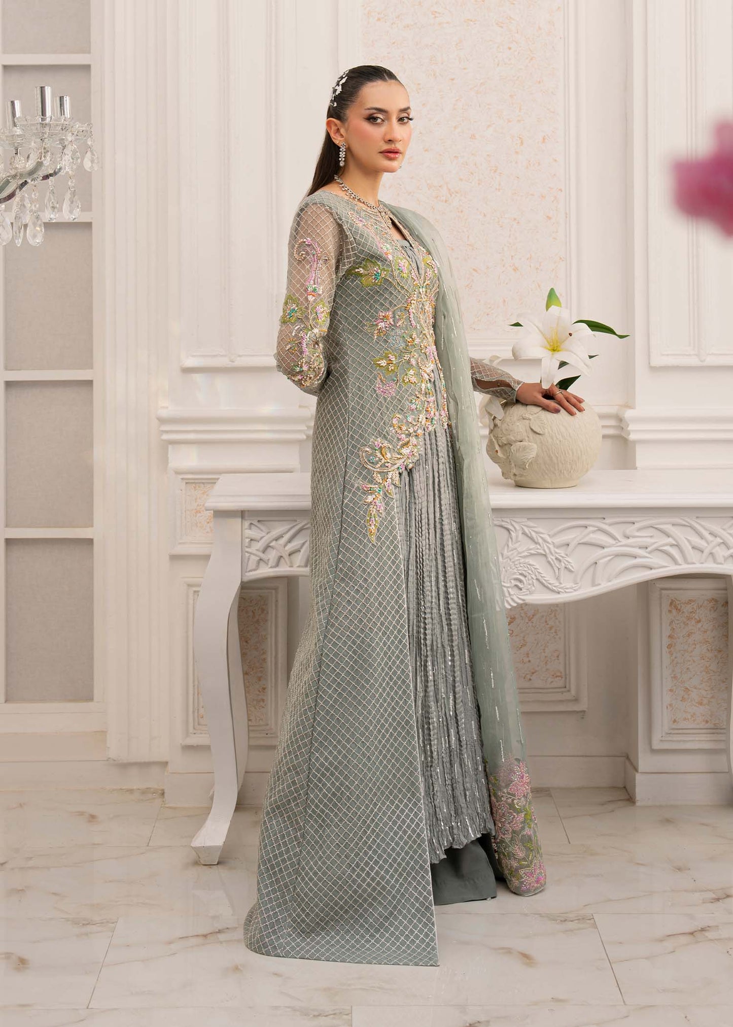 Jamnii | The Aura | Livia by Maria Faisal - Registered Vendor of : Jamnii - type : Ladies Clothes - 100% original wedding dresses