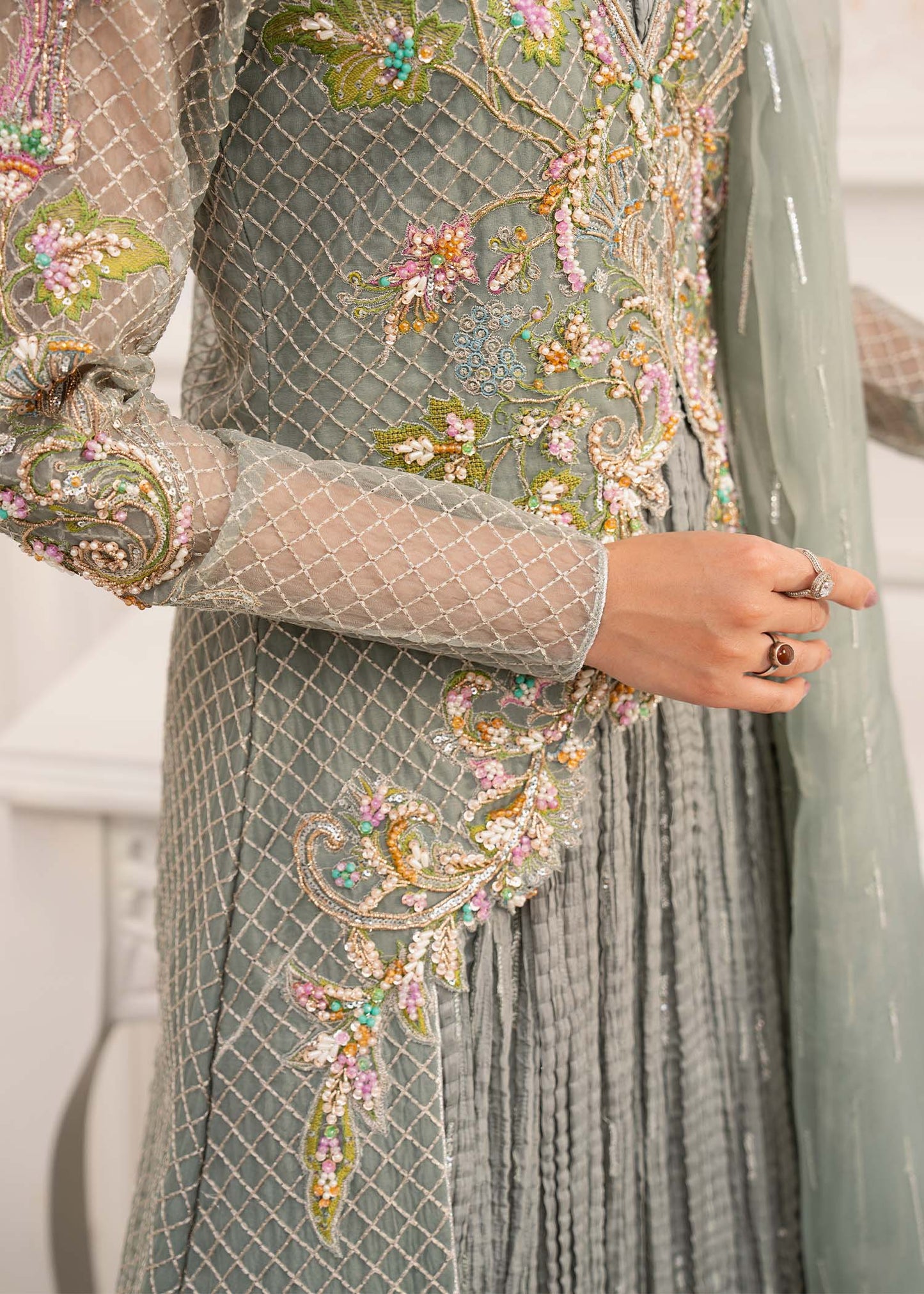 Jamnii | The Aura | Livia by Maria Faisal - Registered Vendor of : Jamnii - type : Ladies Clothes - 100% original wedding dresses