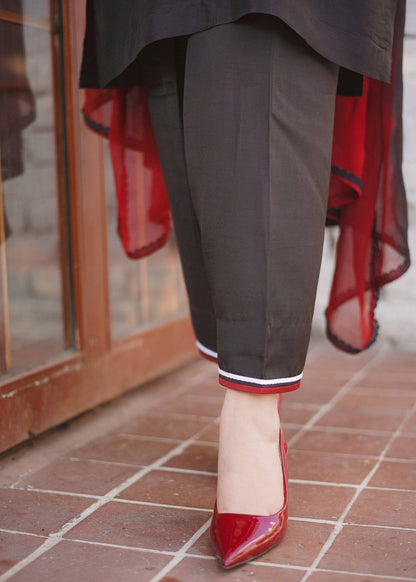 Fozia Khalid | Silk Spire | NOIR by Maria Faisal - Registered Vendor of : Fozia Khalid - type : Ladies Clothes - 100% original wedding dresses