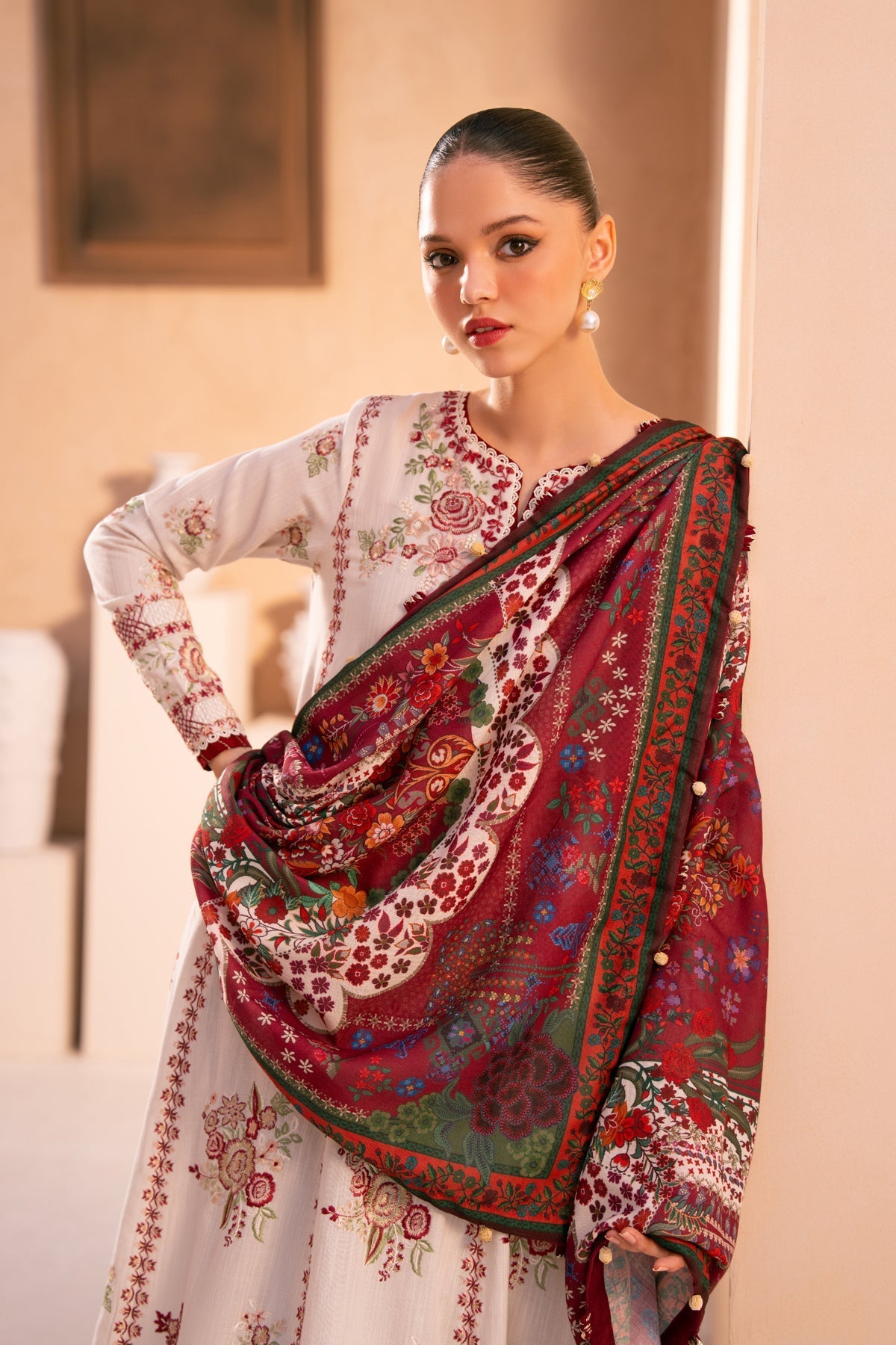 SAHLA – authentic Pakistani dress from the Rang e Khizan collection for women in the UK