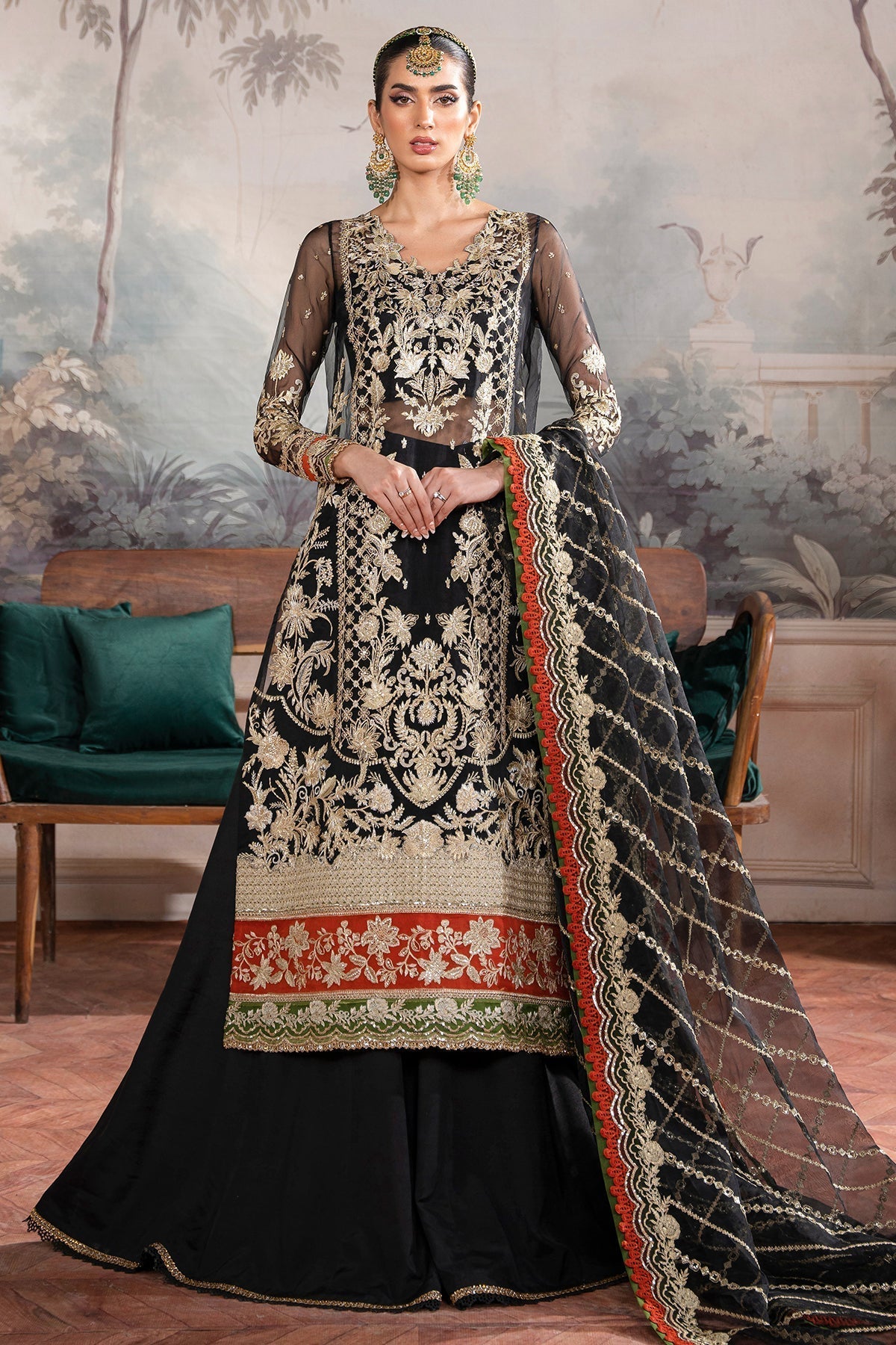 Inara | Aurelia Wedding Collection | Noir - Ladies Clothes - Maria Faisal