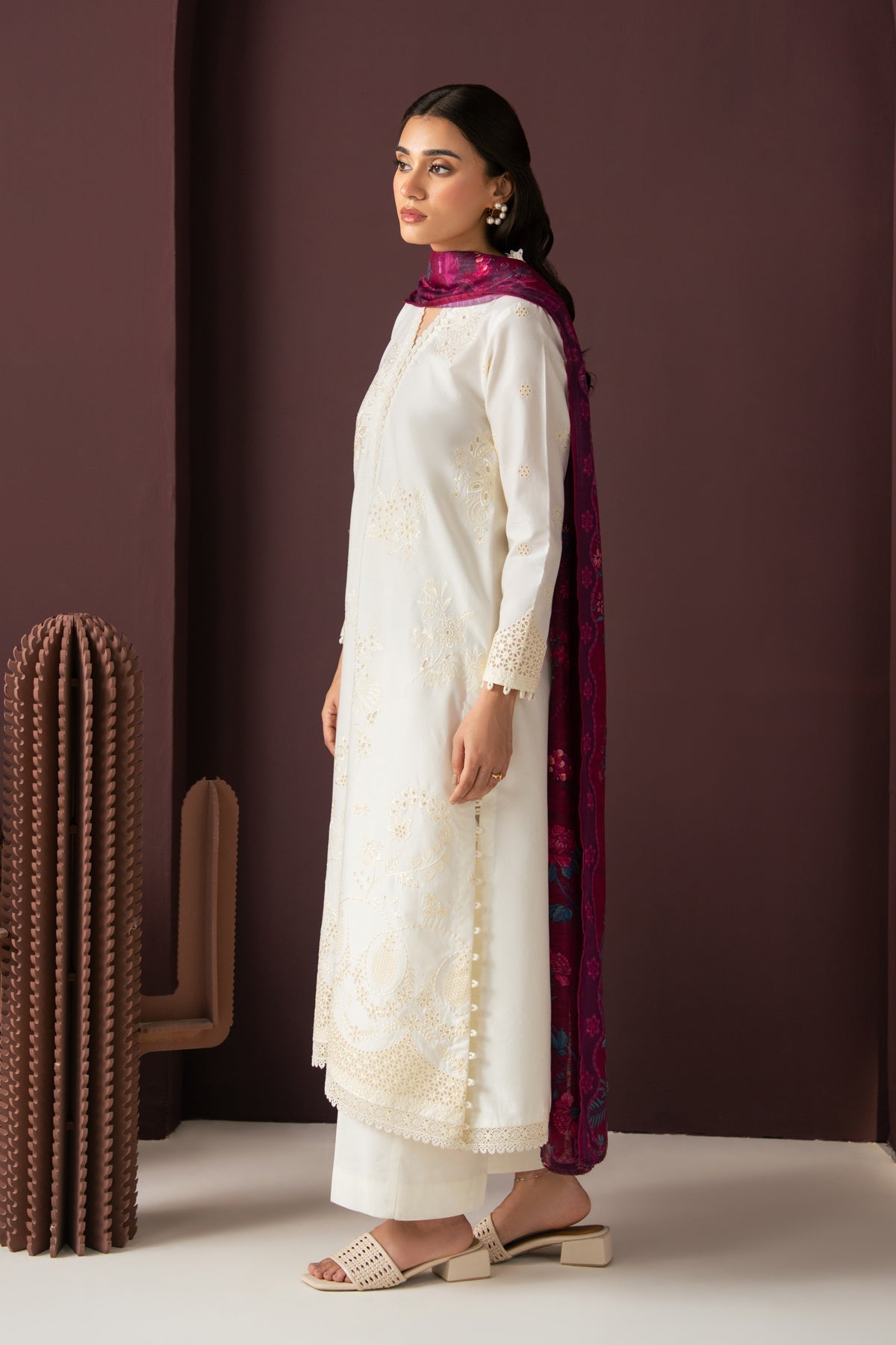 Xenia Formals | Namah Lawn 26 | SCALAR - Formal Dress - available at Maria Faisal in UK and USA.