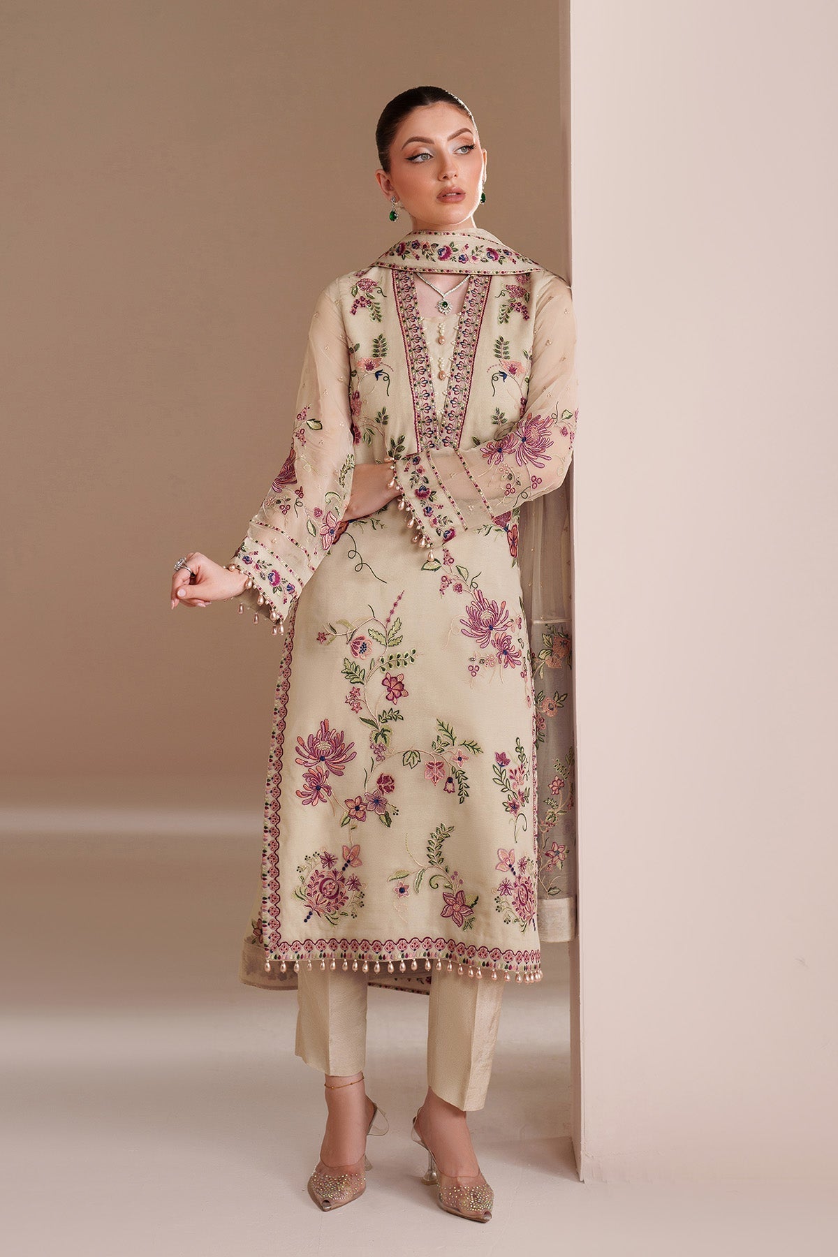 Alizeh | Threads Eid Festive Edit 26 | AF-BDHG-5041-Victoria - Formal Dress - available at Maria Faisal in UK and USA.