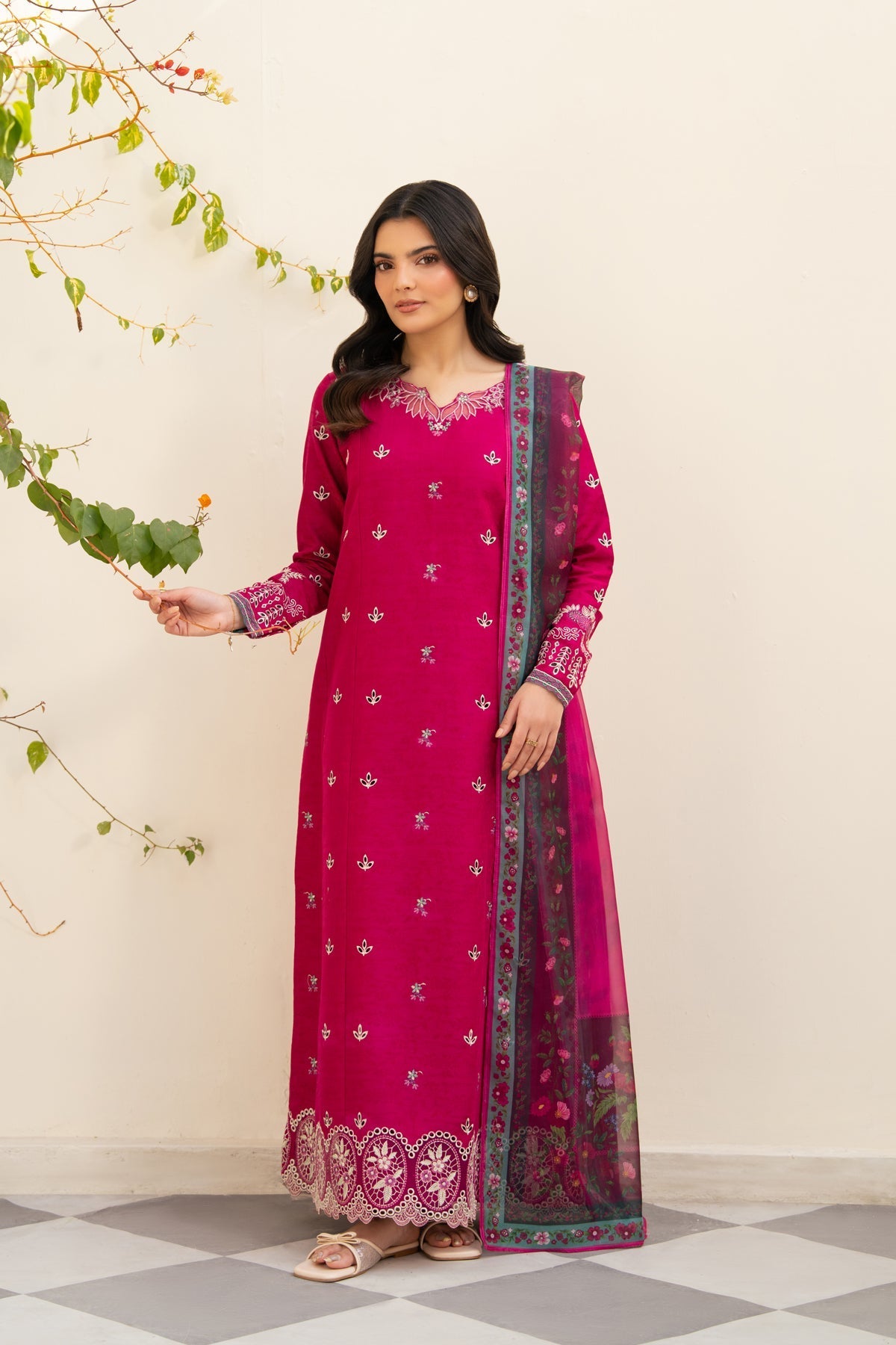 Xenia Formals | Namah Lawn 26 | VEYRAH - Formal Dress - available at Maria Faisal in UK and USA.