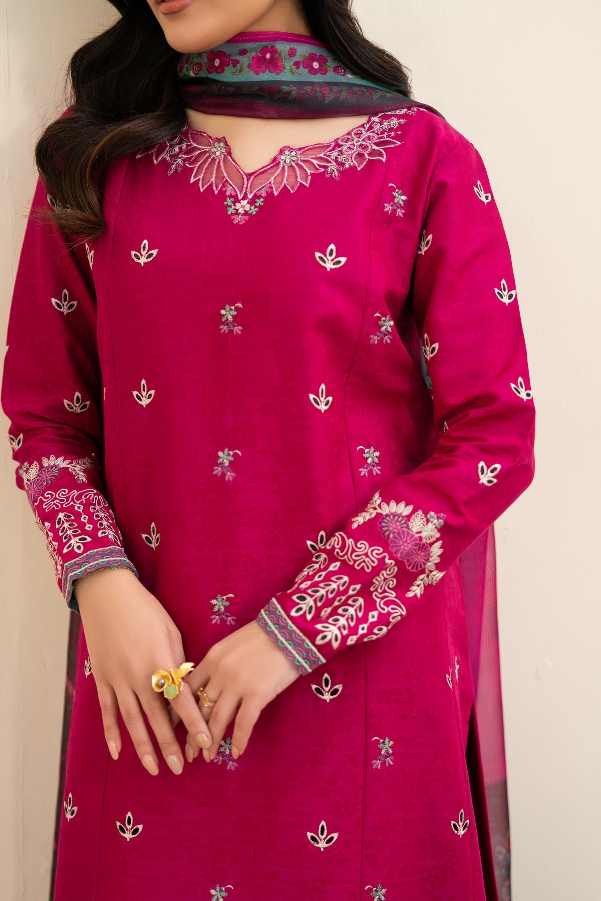 Xenia Formals | Namah Lawn 26 | VEYRAH - Formal Dress - available at Maria Faisal in UK and USA.