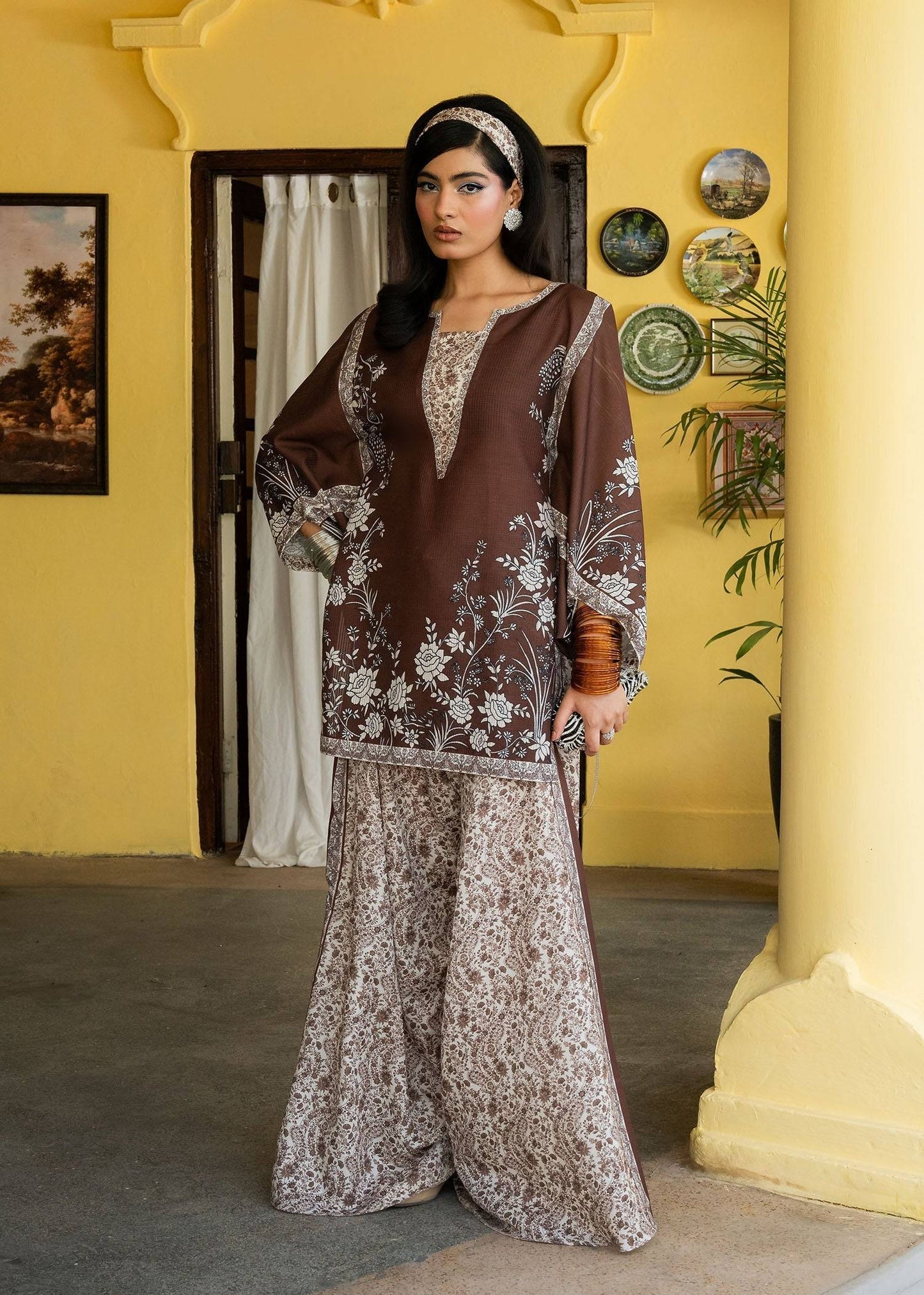 Maria Osama Khan | Retro Lawn 25 | Laleen by Maria Faisal - Registered Vendor of : Maria Osama Khan - type : Ladies Clothes - 100% original wedding dresses