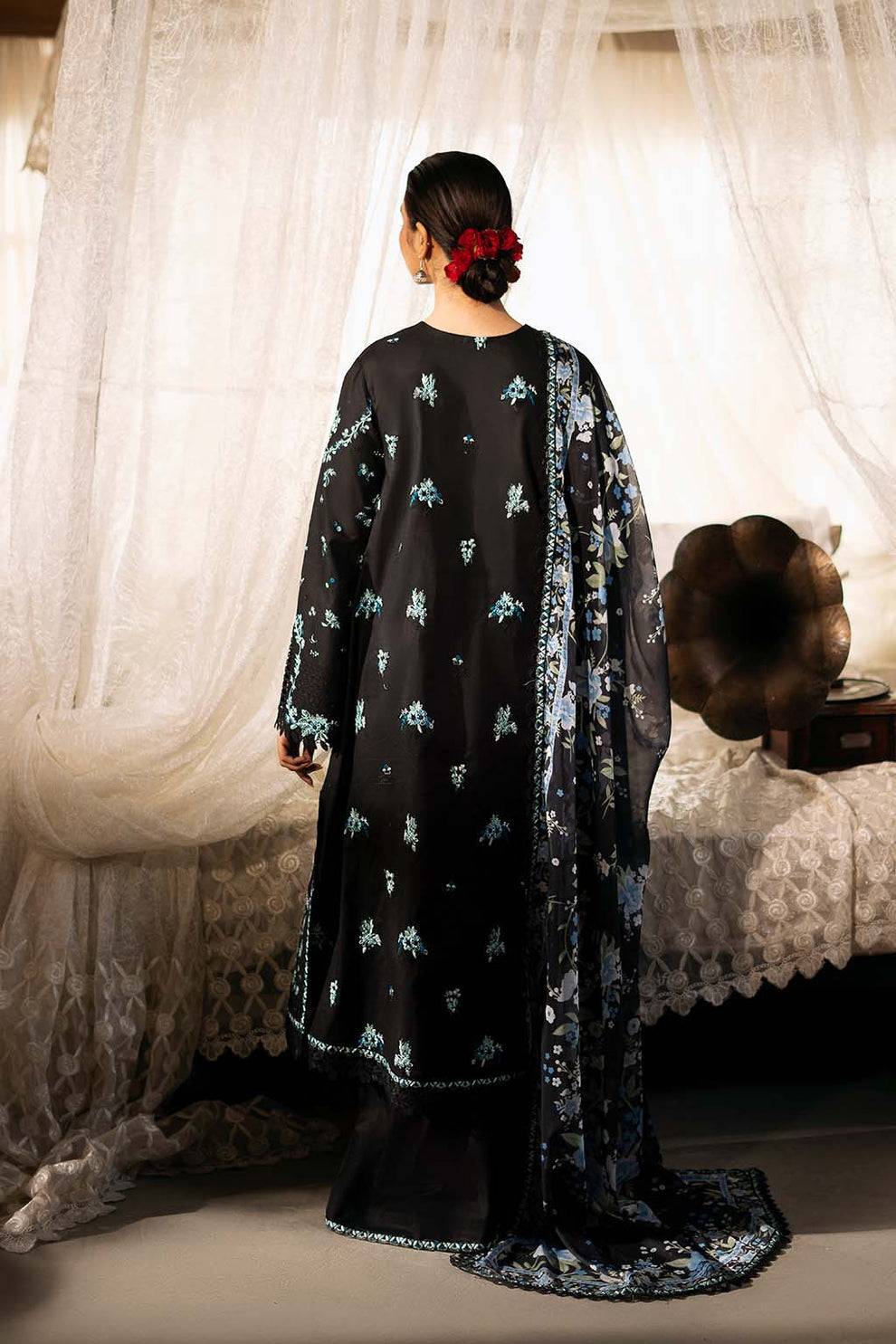 Zarposh | Sajni Lawn 25 | Mahzadi by Maria Faisal - Registered Vendor of : Zarposh - type : Ladies Clothes - 100% original wedding dresses