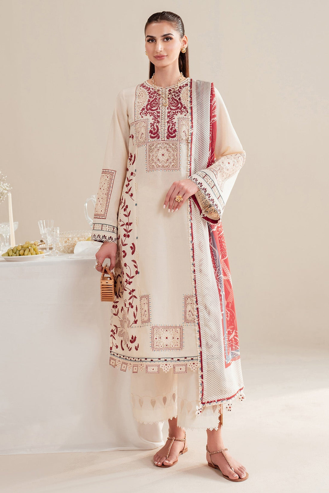 Jazmin | Iris Luxury Lawn 25 | IL'25-D02 - Ladies Clothes 