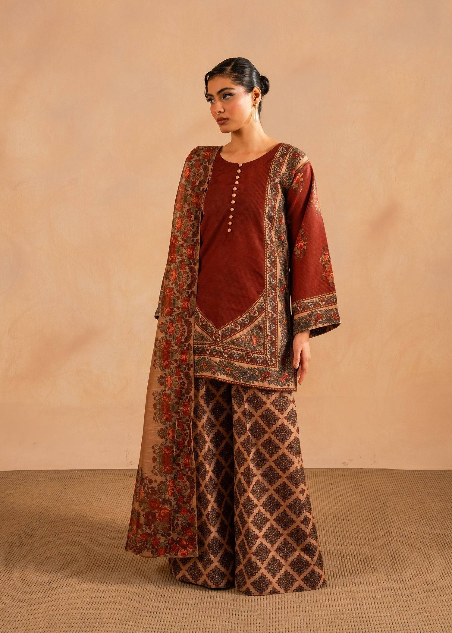 Maria Osama Khan | Retro Lawn 25 | Berra by Maria Faisal - Registered Vendor of : Maria Osama Khan - type : Ladies Clothes - 100% original wedding dresses