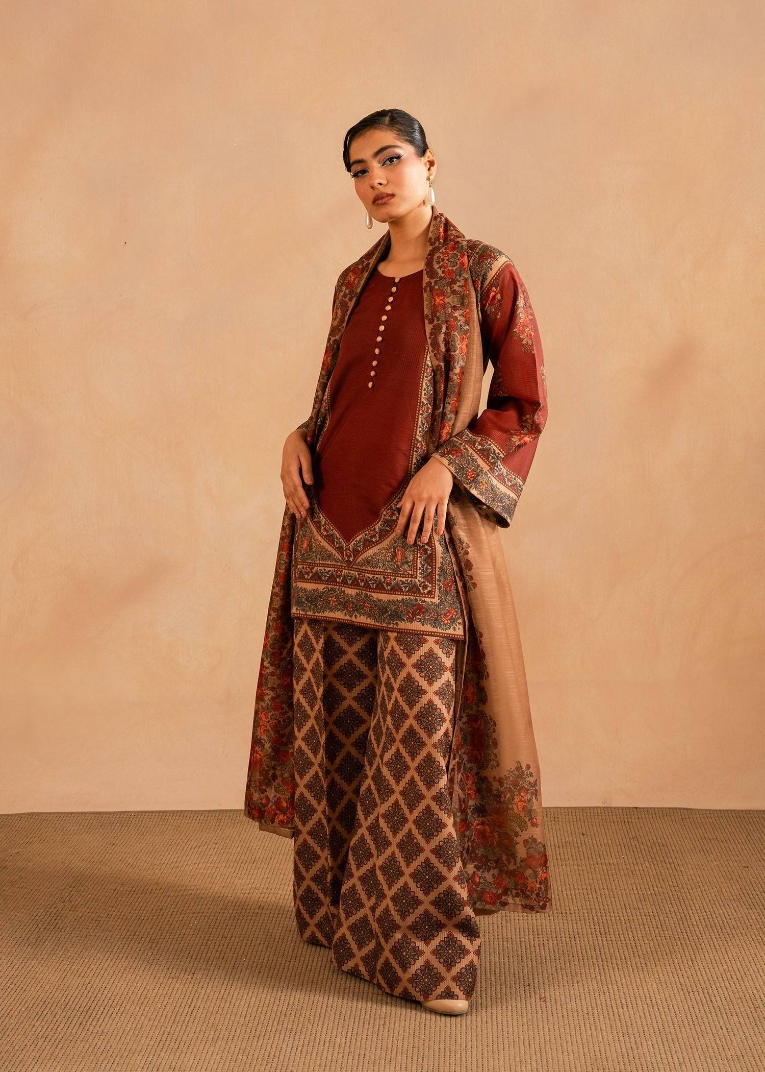 Maria Osama Khan | Retro Lawn 25 | Berra by Maria Faisal - Registered Vendor of : Maria Osama Khan - type : Ladies Clothes - 100% original wedding dresses
