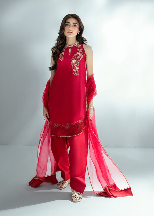 Umsha | Soiree De Rose | Scarlet Smile - Ladies Clothes - Maria Faisal