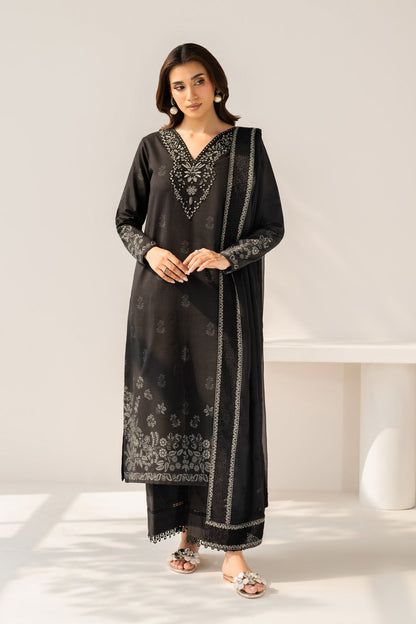 Xenia Formals | Namah Lawn 26 | AERA - Formal Dress - available at Maria Faisal in UK and USA.