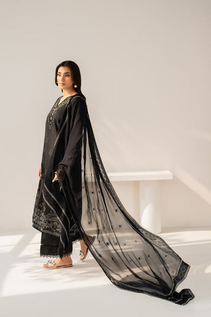 Xenia Formals | Namah Lawn 26 | AERA - Formal Dress - available at Maria Faisal in UK and USA.