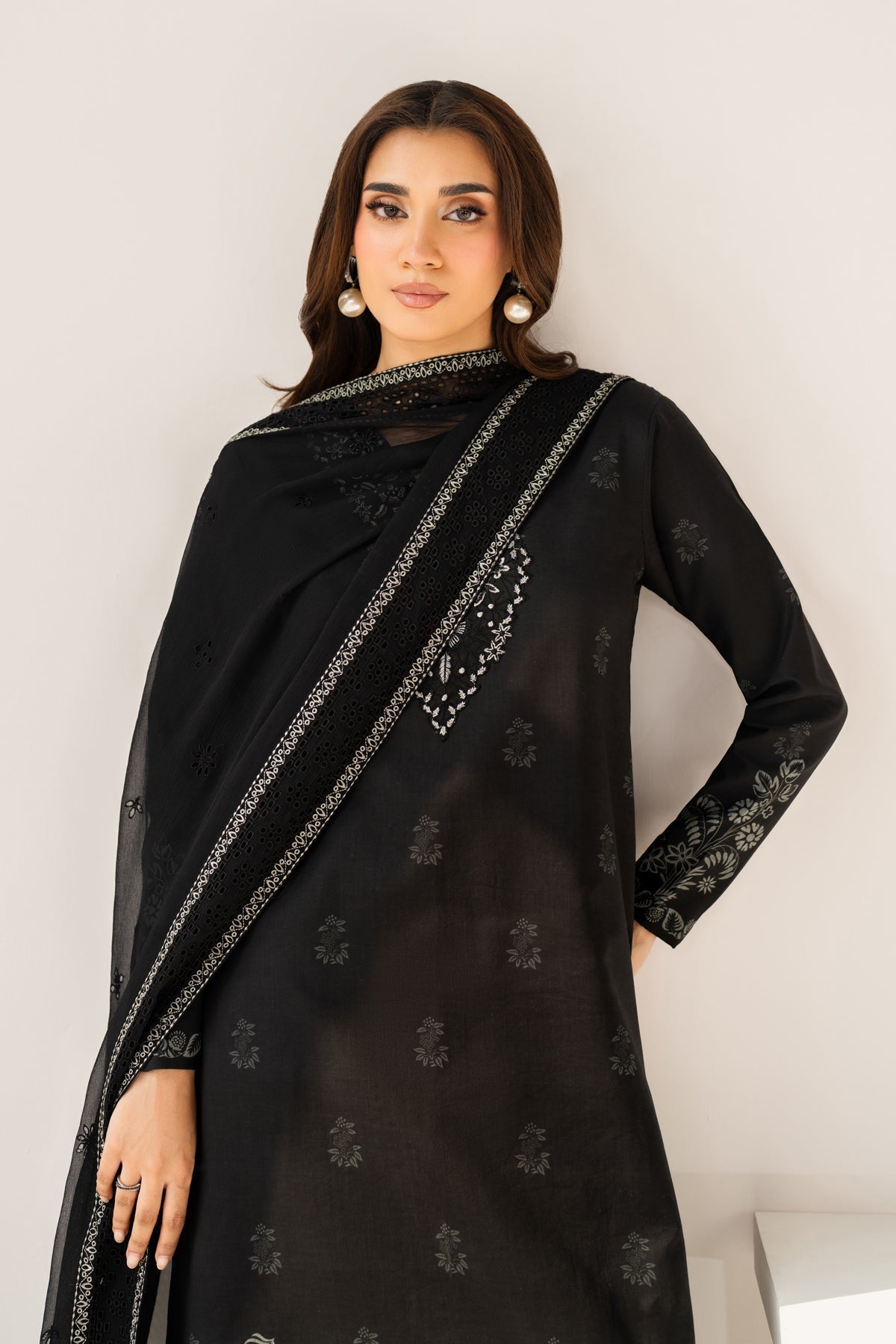 Xenia Formals | Namah Lawn 26 | AERA - Formal Dress - available at Maria Faisal in UK and USA.
