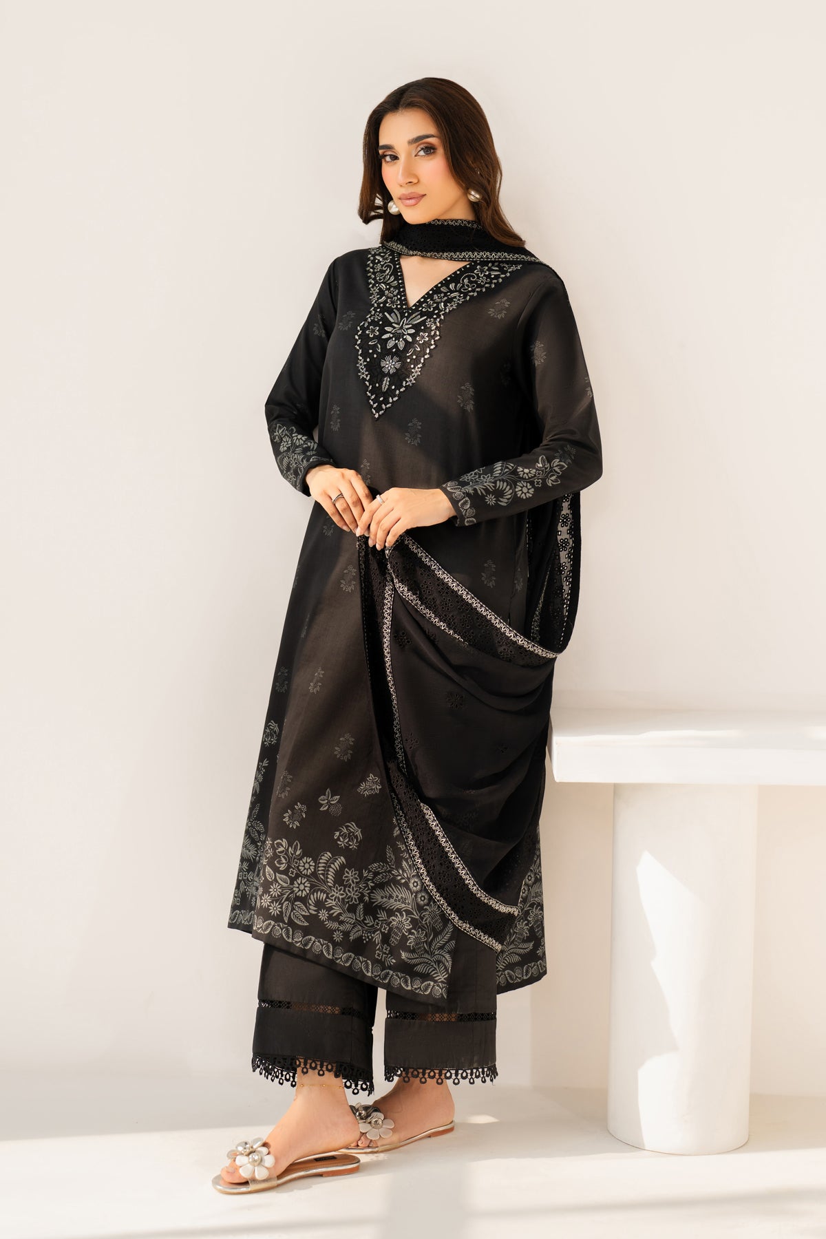 Xenia Formals | Namah Lawn 26 | AERA - Formal Dress - available at Maria Faisal in UK and USA.