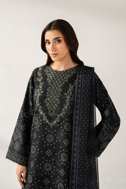 Xenia Formals | Lessence Summer 26 | NAERA - Formal Dress - available at Maria Faisal in UK and USA.