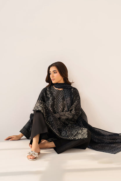 Xenia Formals | Lessence Summer 26 | NAERA - Formal Dress - available at Maria Faisal in UK and USA.