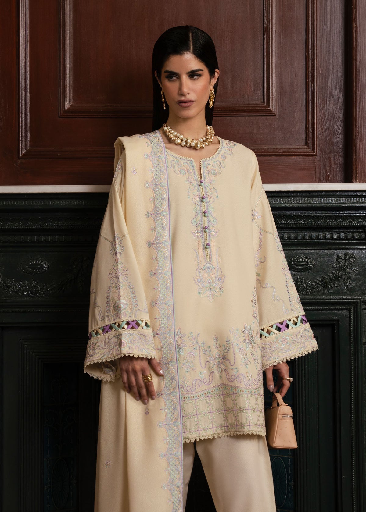 ShahGul – authentic Pakistani dress from the Gulana Winter 25 collection for women in the UK