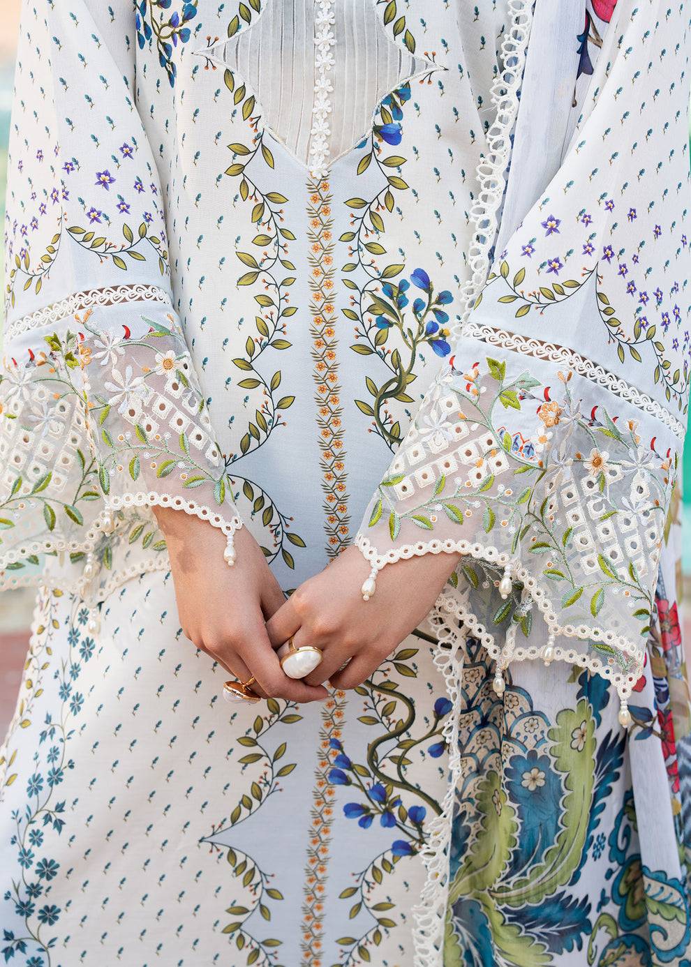 Sardinia | Coctail 25 | PINA COLADA by Maria Faisal - Registered Vendor of : Sardinia - type : Ladies Clothes - 100% original wedding dresses